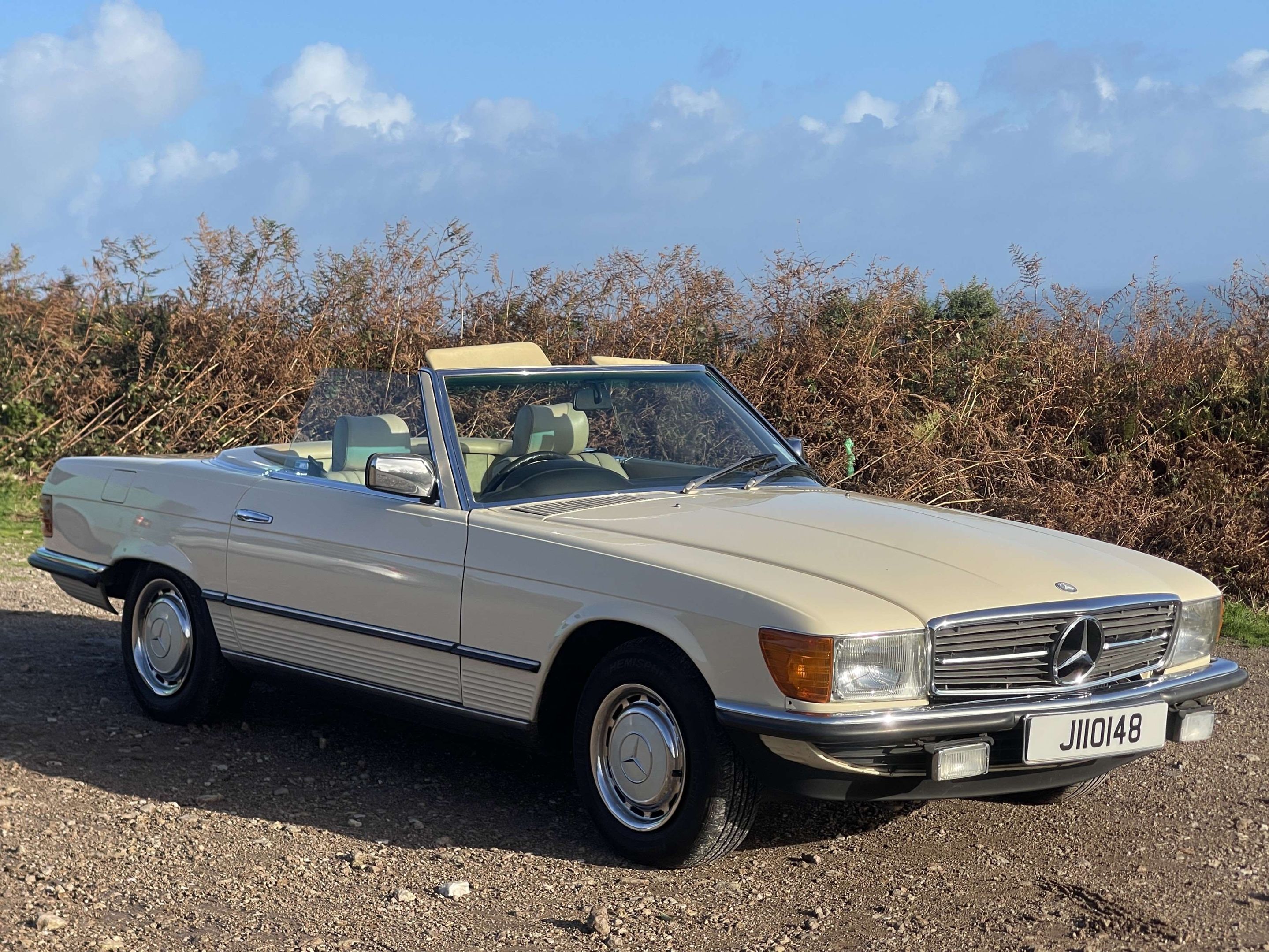 Mercedes-Benz 280SL, foto 1