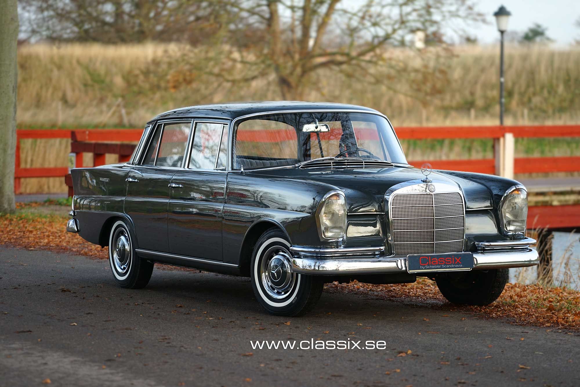Mercedes 220 SB W111 Extremely original! Servicebook!, foto 7