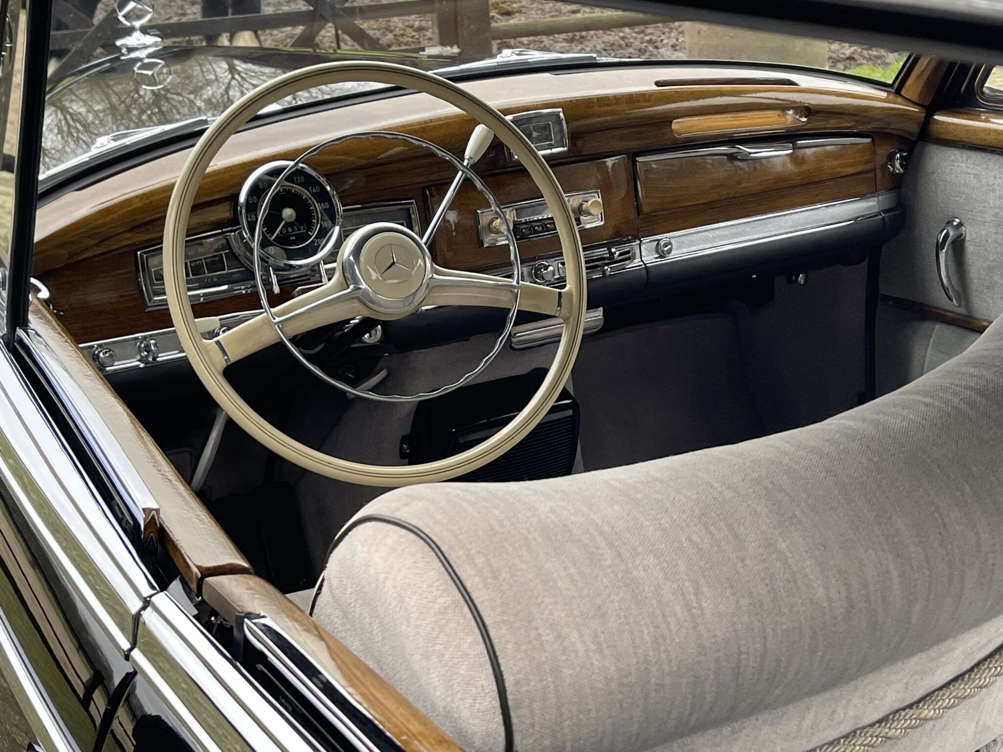 Mercedes-Benz 300 d "Adenauer", wonderful restored condition, foto 12