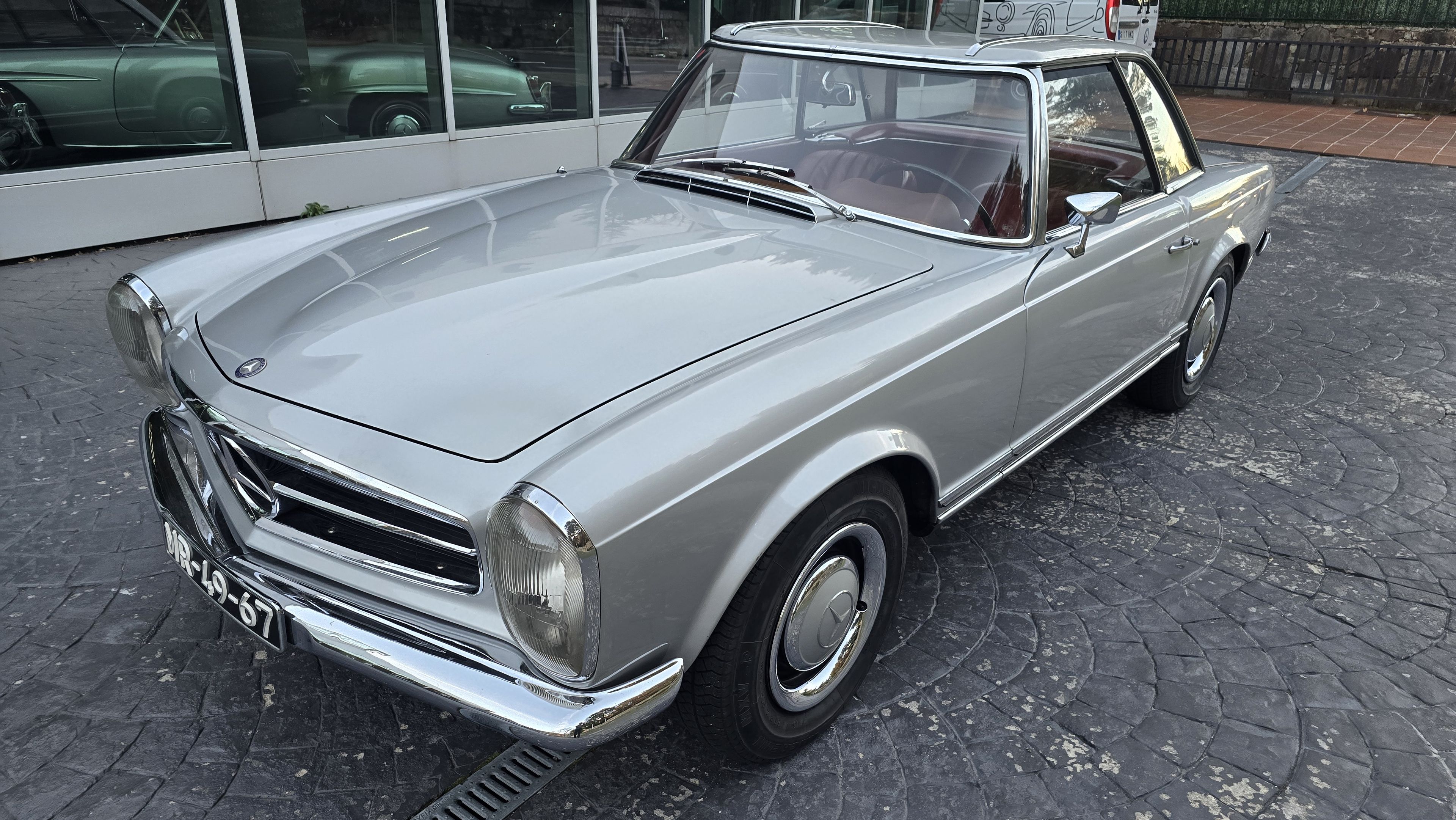 1964 Mercedes SL Class W113 (1963 - 1971) 230 SL Pagoda, foto 1