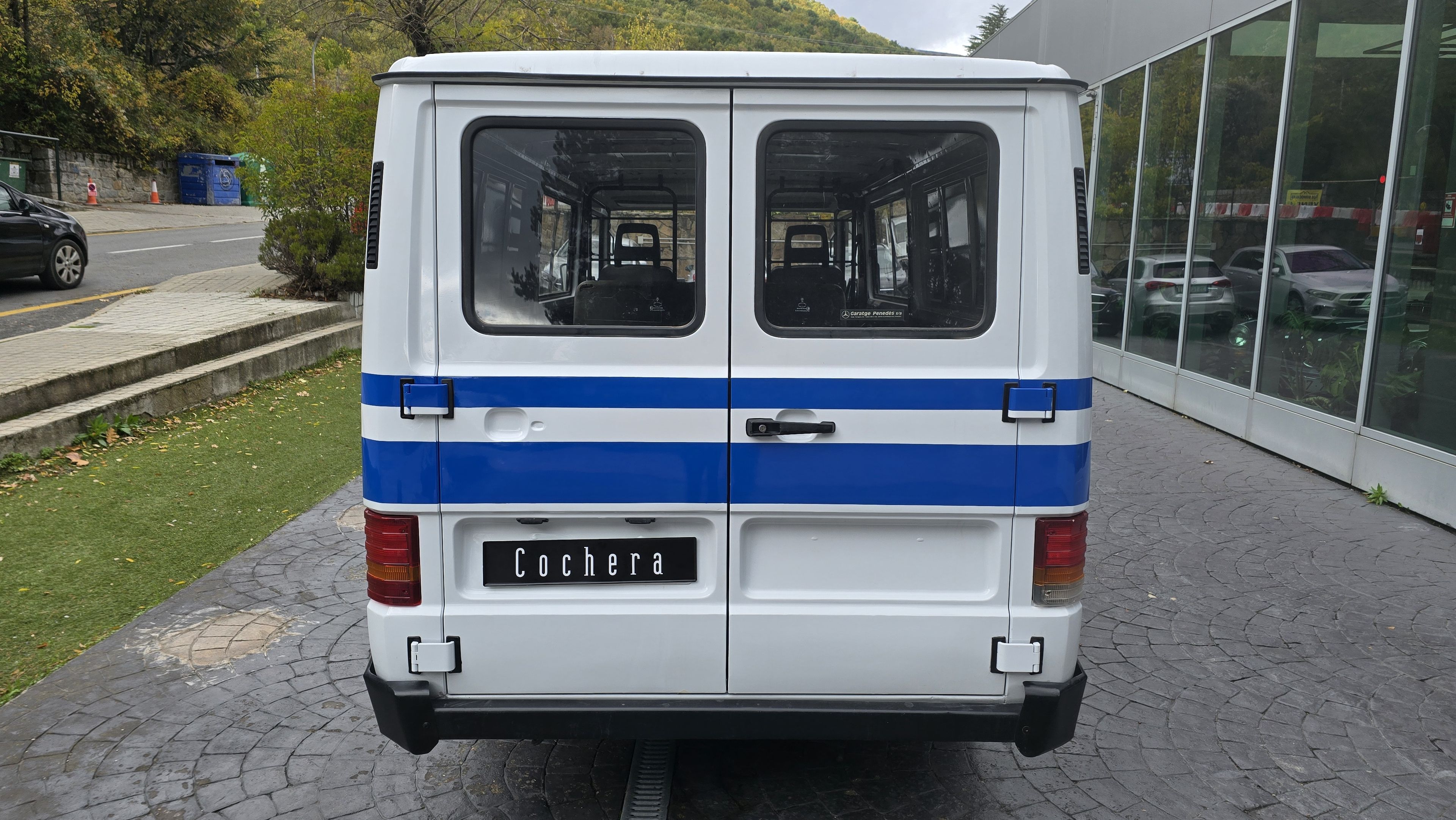 1989 Mercedes-Benz 140D Classic Van produced in Spain, foto 5