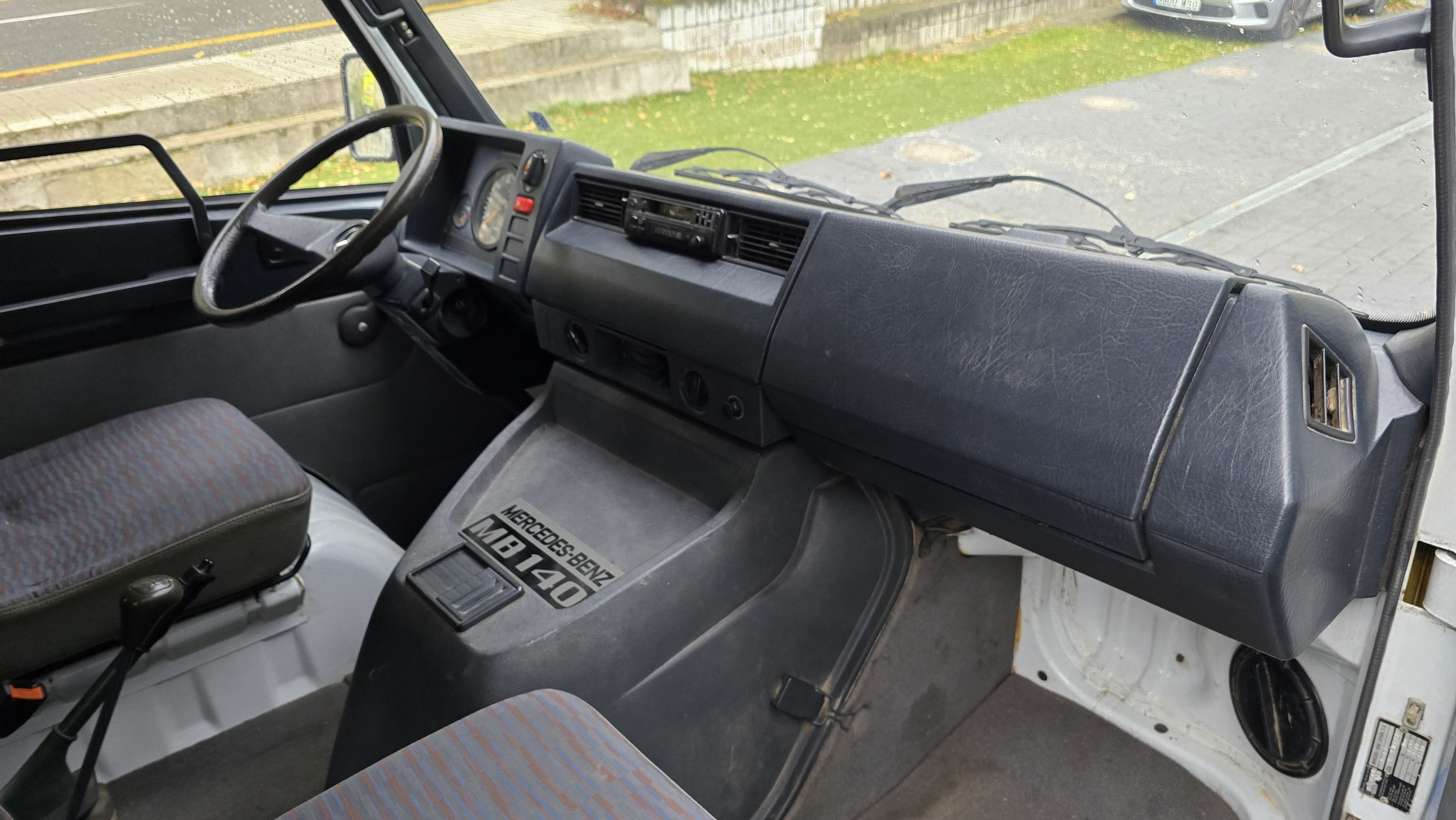 1989 Mercedes-Benz 140D Classic Van produced in Spain, foto 7