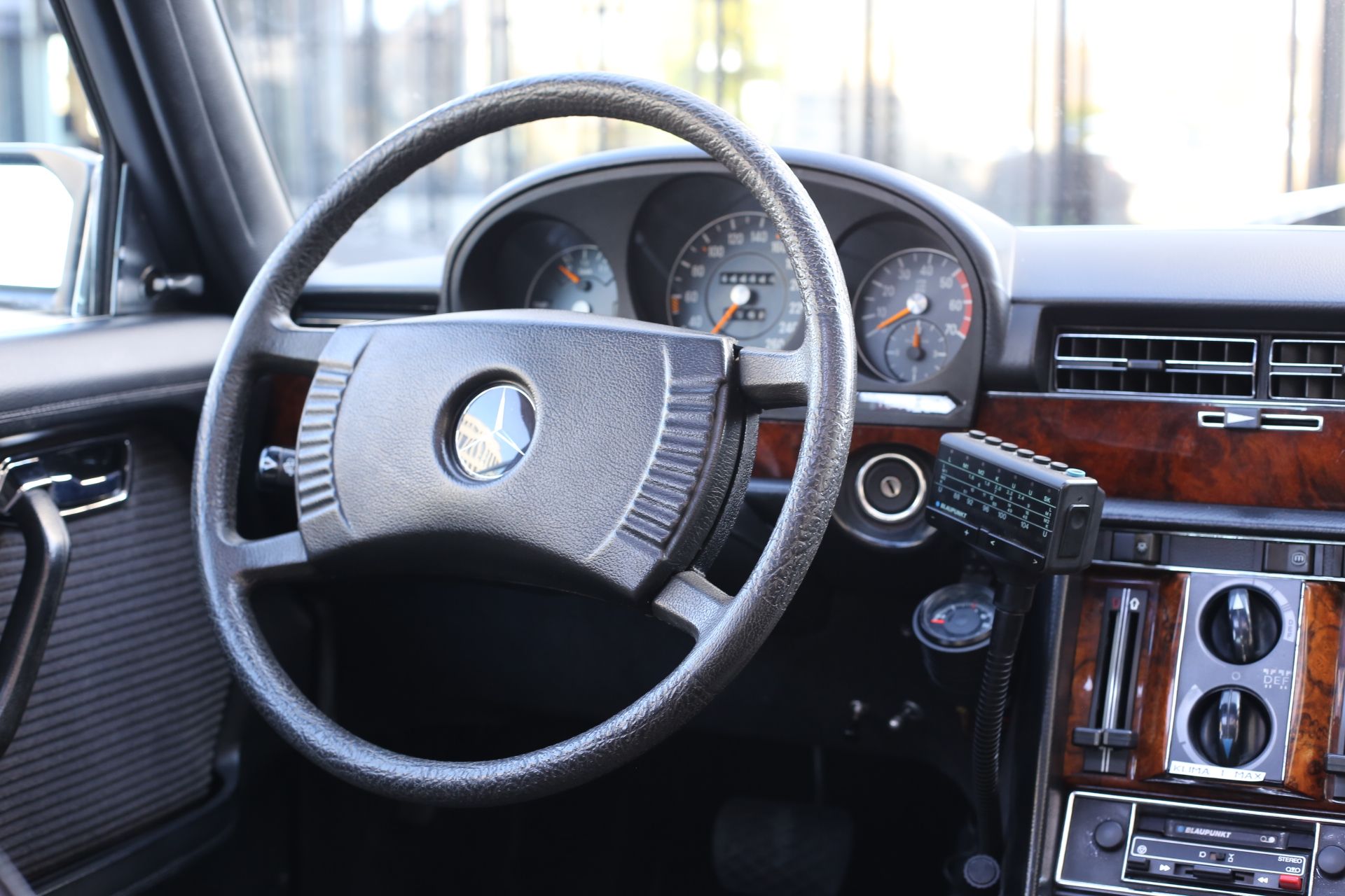 1977 Mercedes SEL Series W116 (1972 - 1980) 450 SEL Saloon, foto 8