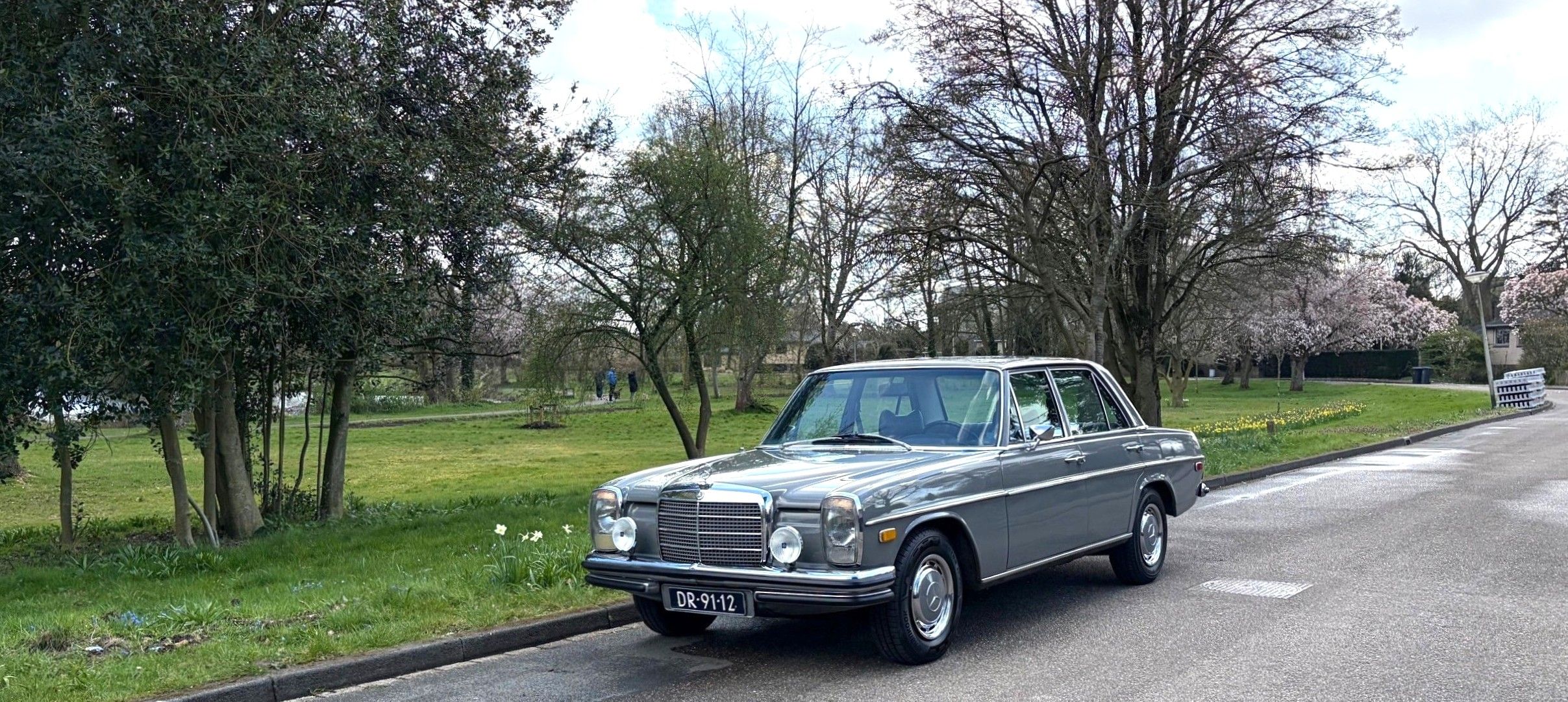 Mercedes 250 W114 /8 Full History and very original., foto 1