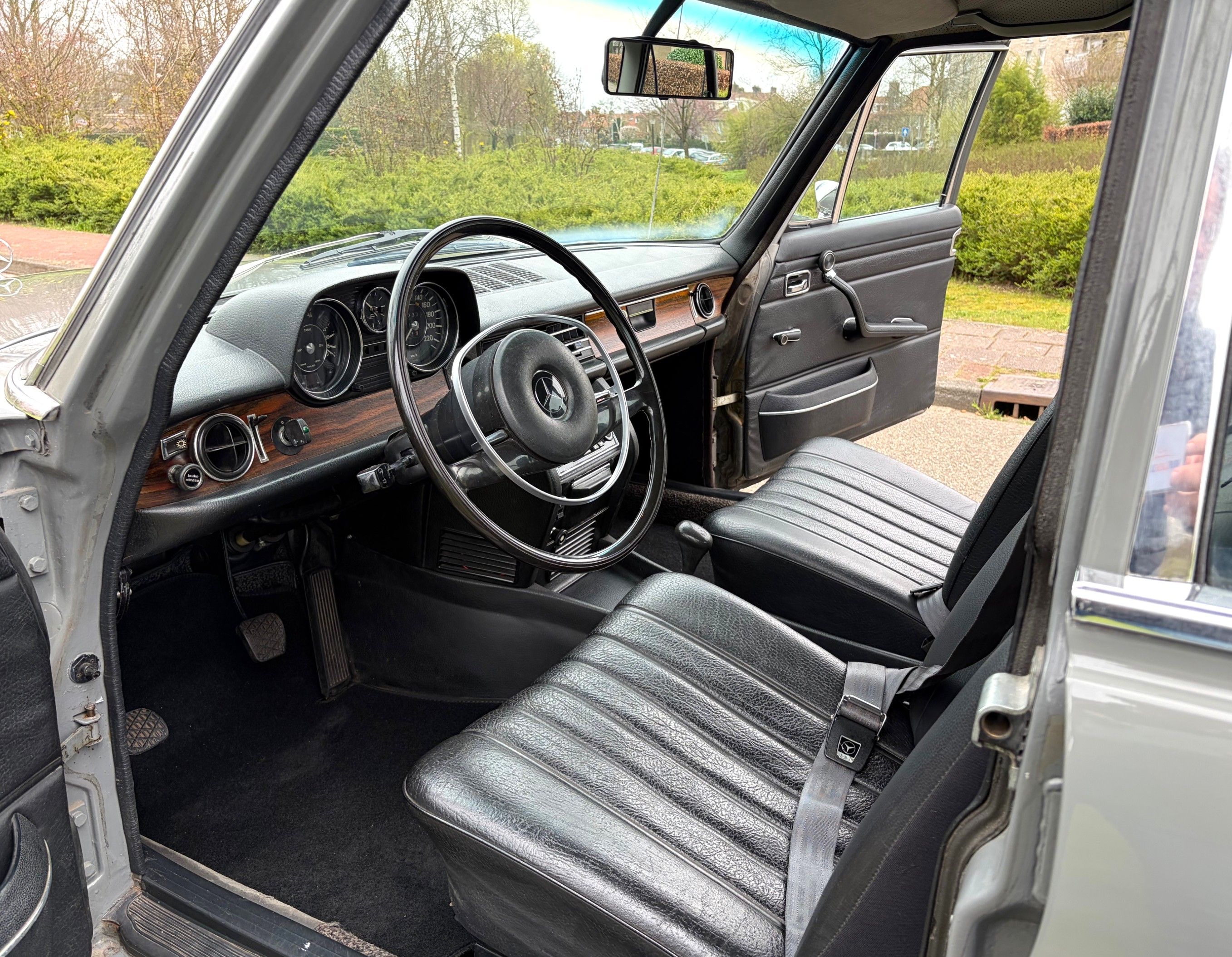 Mercedes 250 W114 /8 Full History and very original., foto 2
