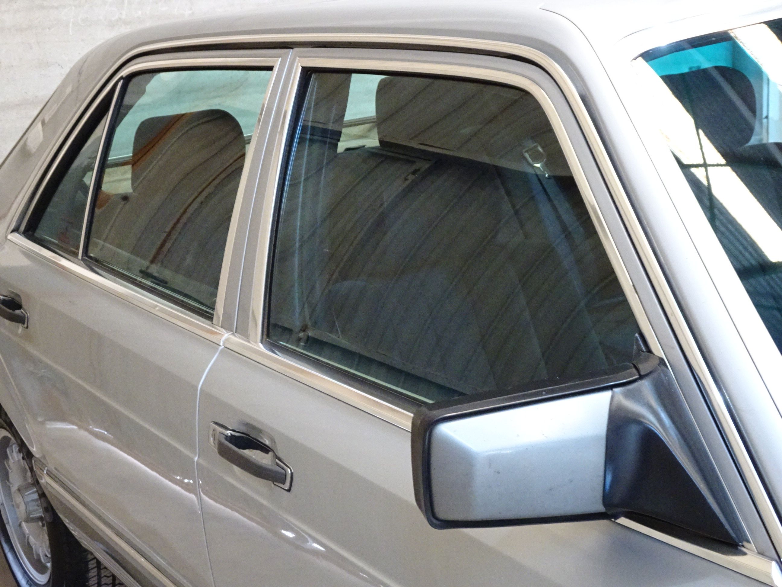 MERCEDES BENZ 280 SE W126 - 1982, foto 10