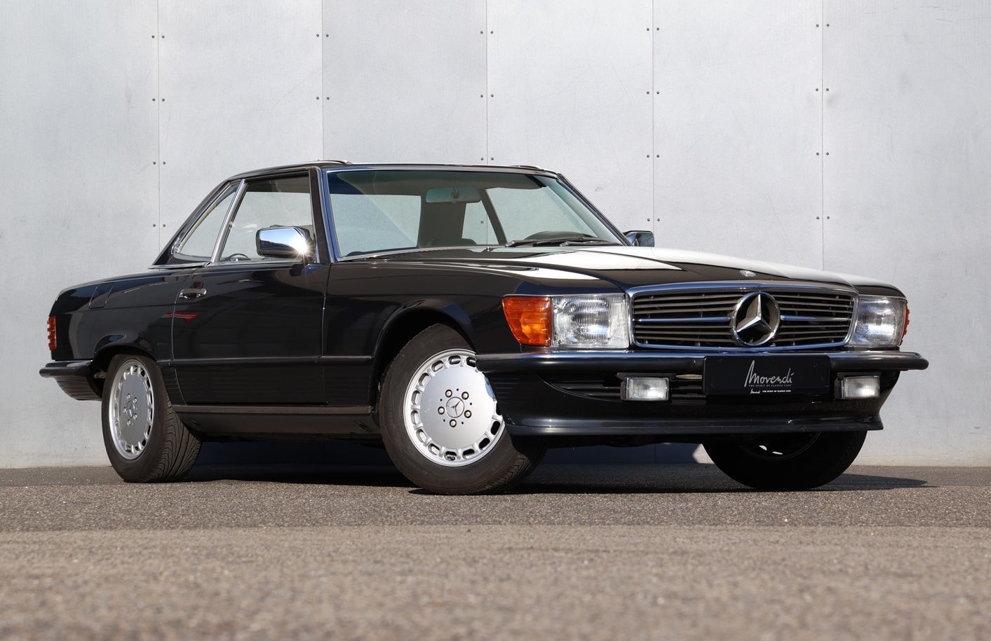 Mercedes-Benz SL300 Cabriolet R107 LHD, foto 1