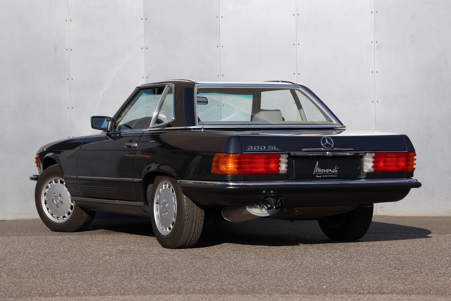 Mercedes-Benz SL300 Cabriolet R107 LHD, foto 2