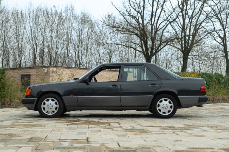 1993 MERCEDES-BENZ 320 E - MER00337, foto 5