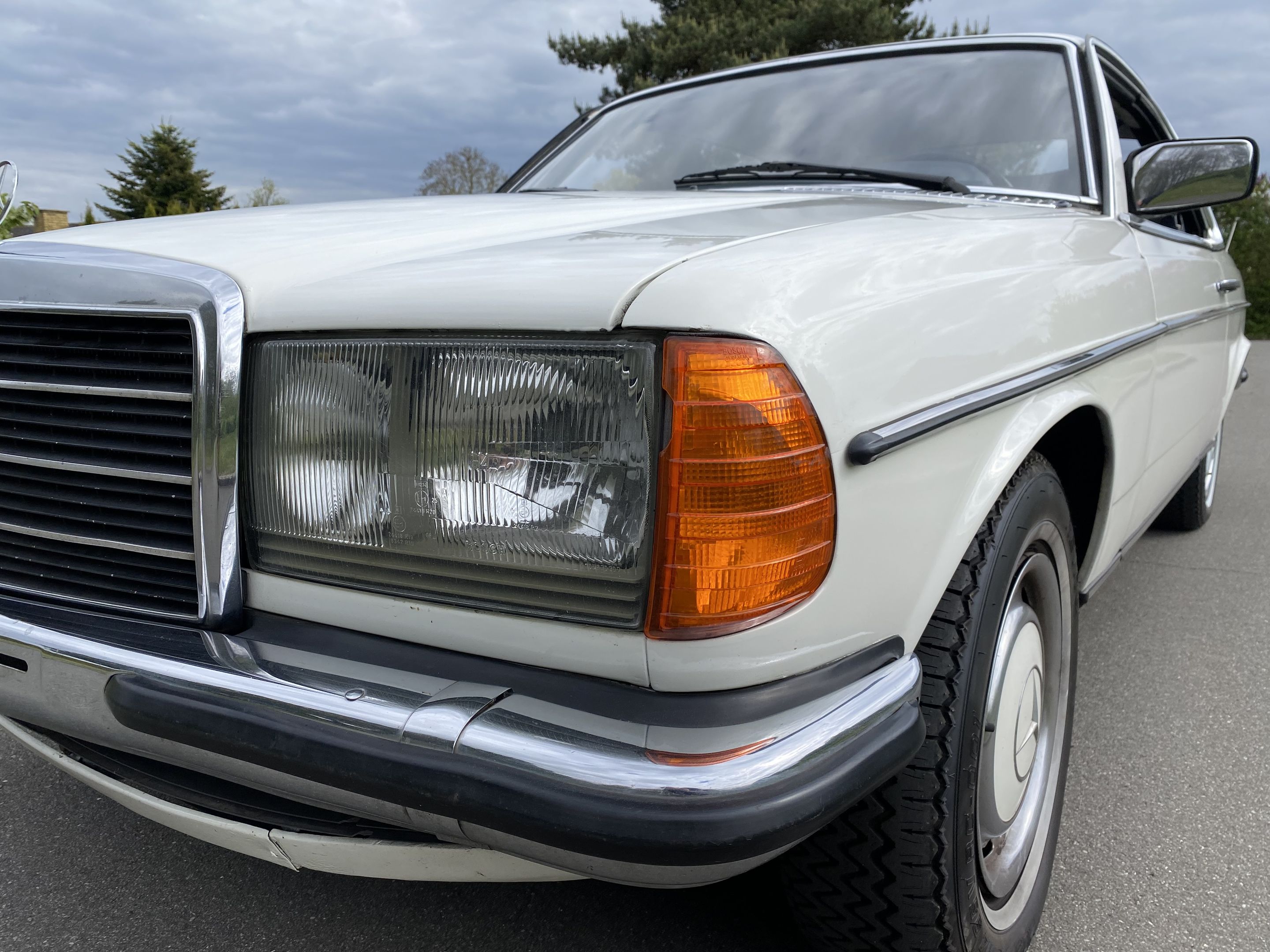 1980 Mercedes 230 W123 (1975 - 1986) 230 C Coupe, foto 11