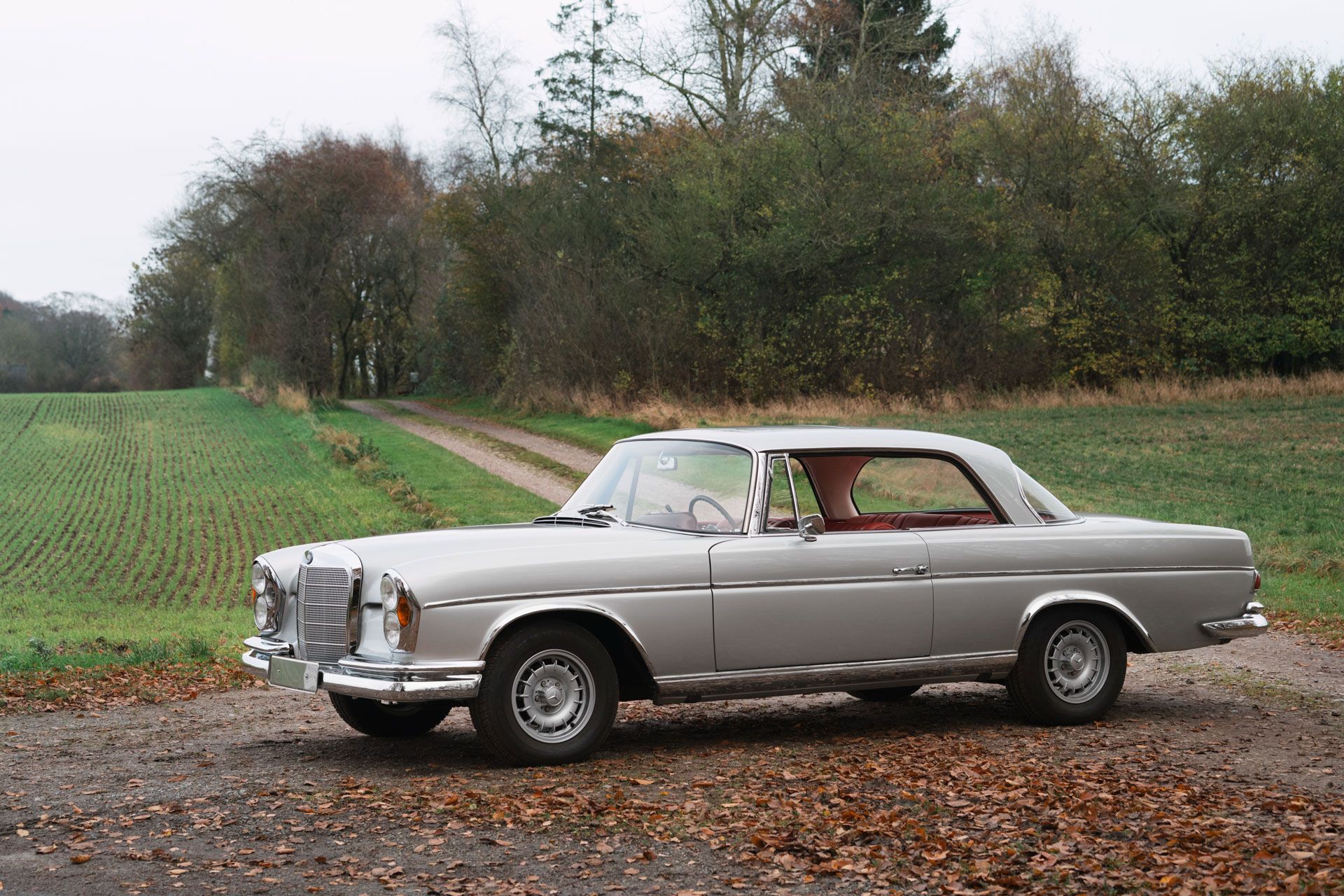 1965 Mercedes Benz W112 300 SE Coupe. Concours condition., foto 11
