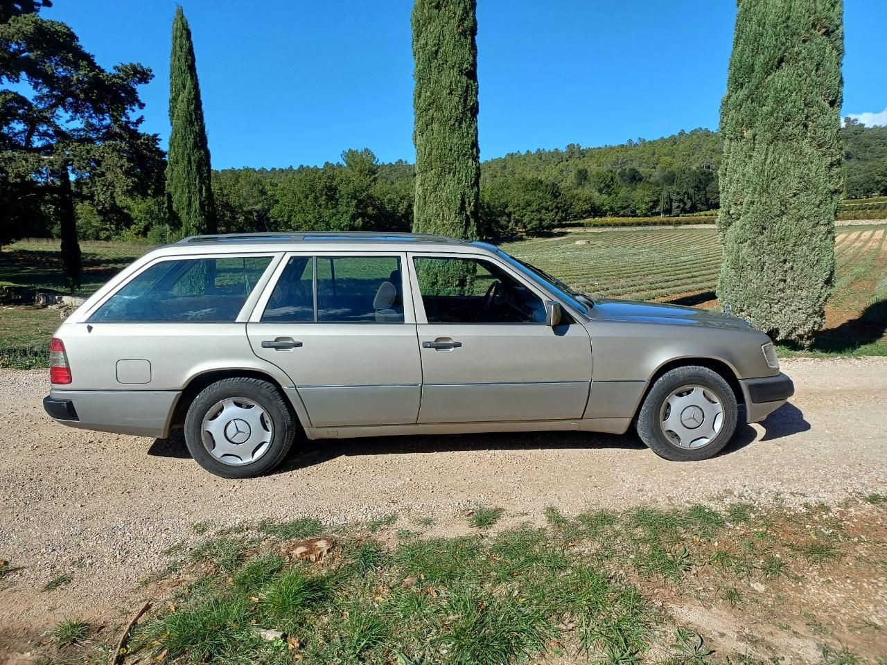 1989 Mercedes 230 230 CE W124, foto 1
