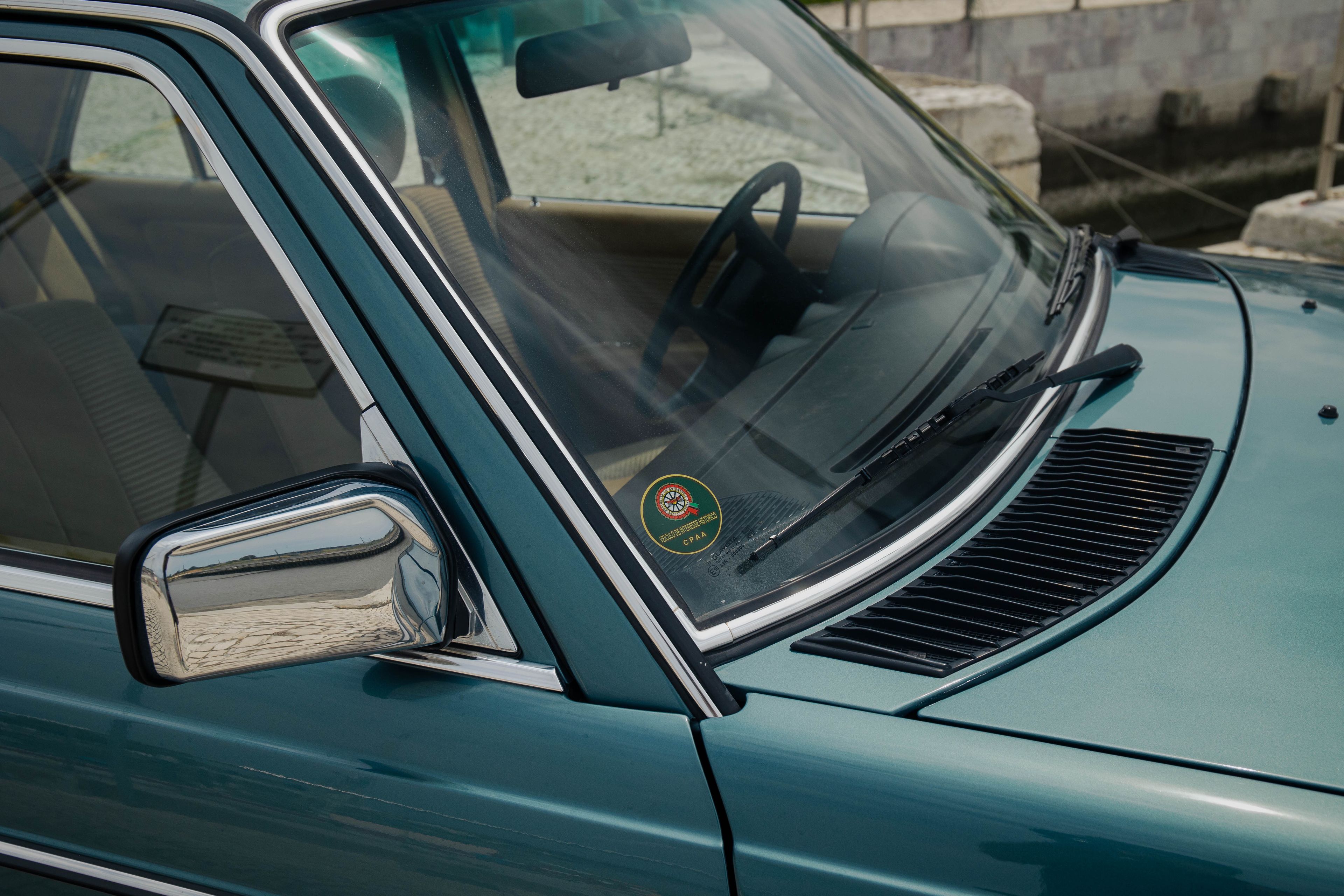 1981 Mercedes 300d W123 - 78000KMS - Factory AC - NEW, foto 12