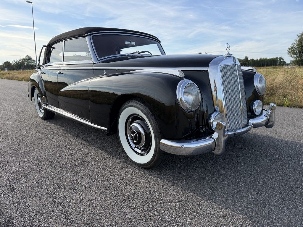 1953 Mercedes 300 Adenauer Convertible. Europe car., foto 1