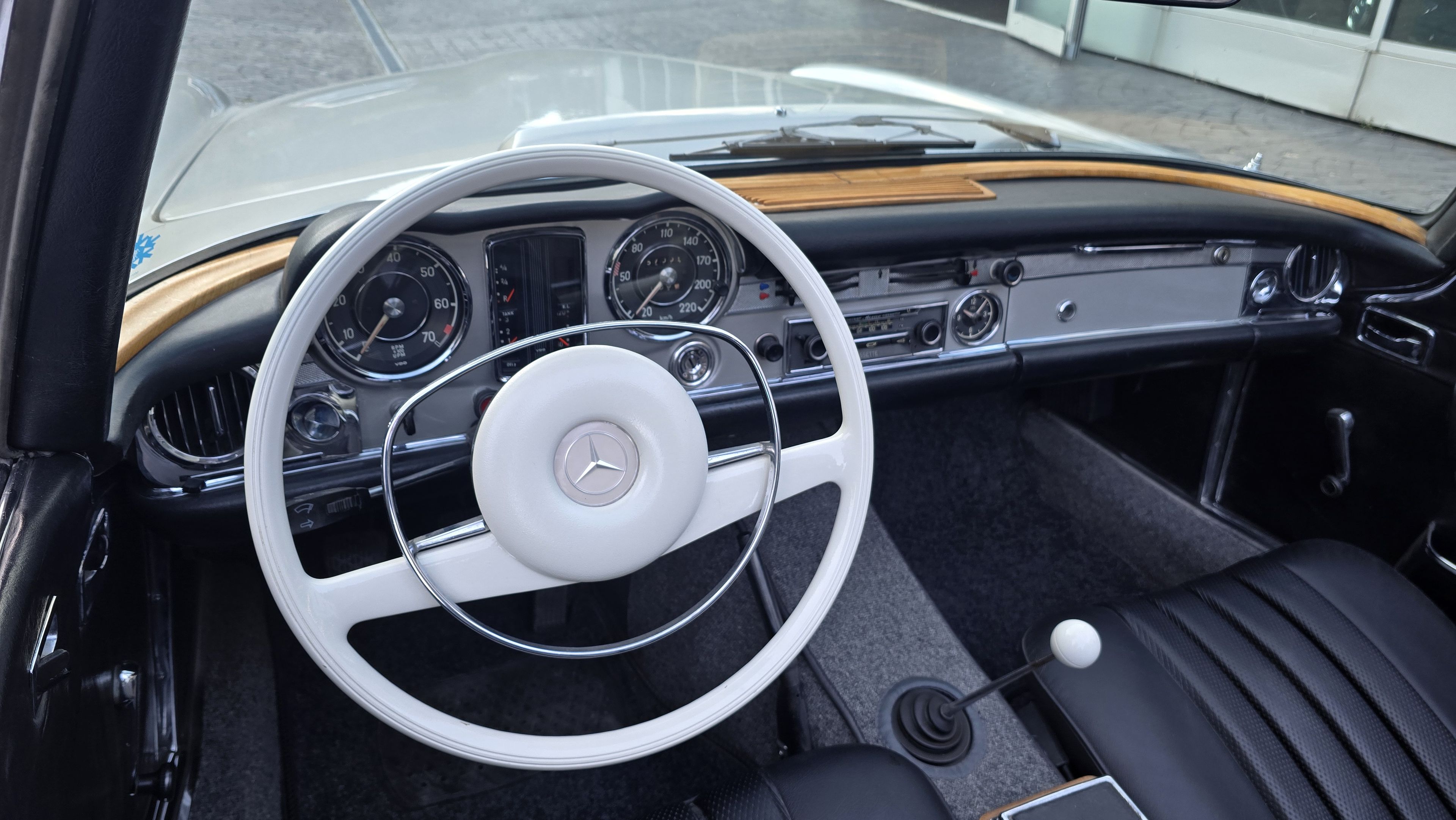 1970 Mercedes SL W113 280 SL Pagoda Roadster, foto 4