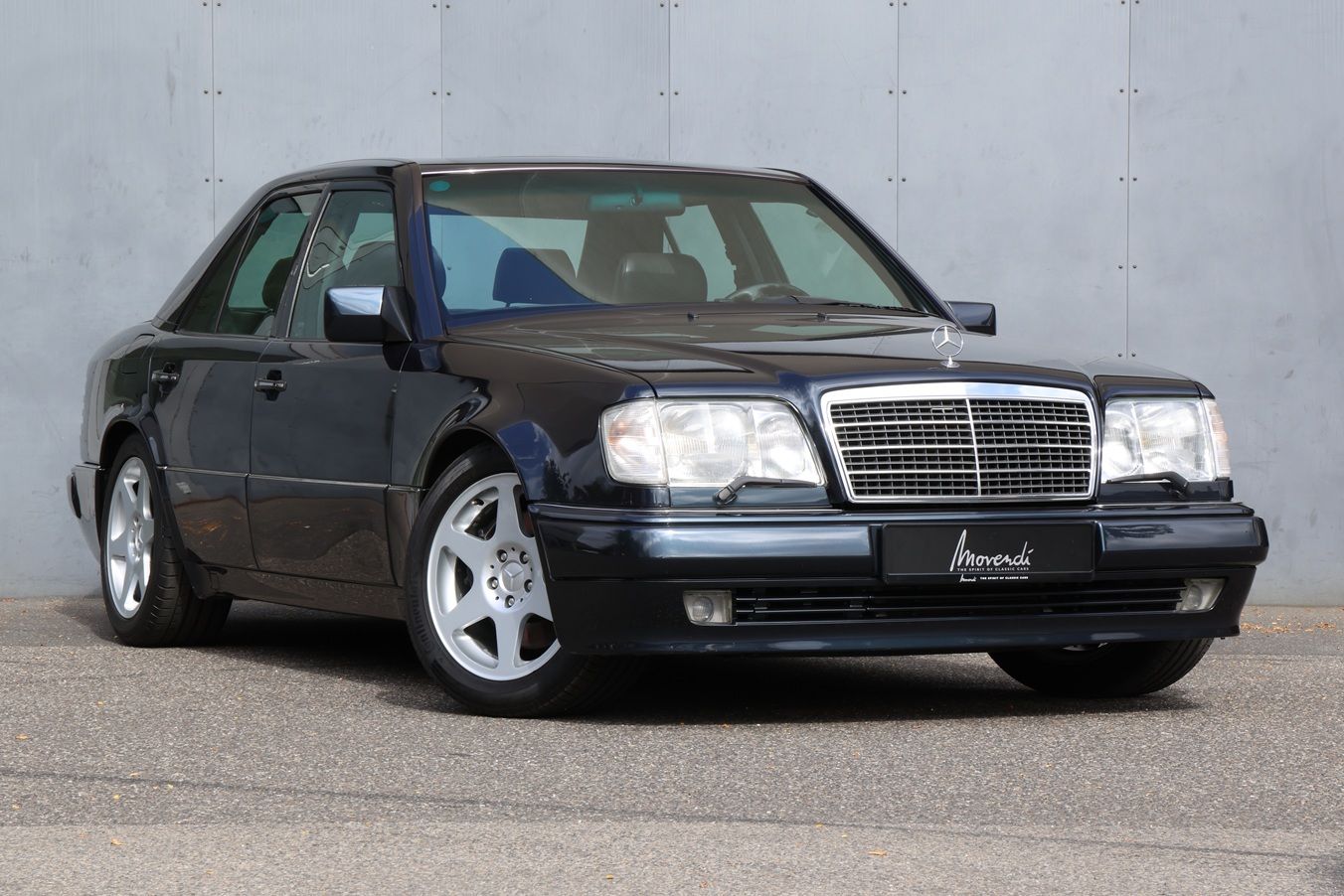 Mercedes-Benz E500 Limited LHD, foto 1