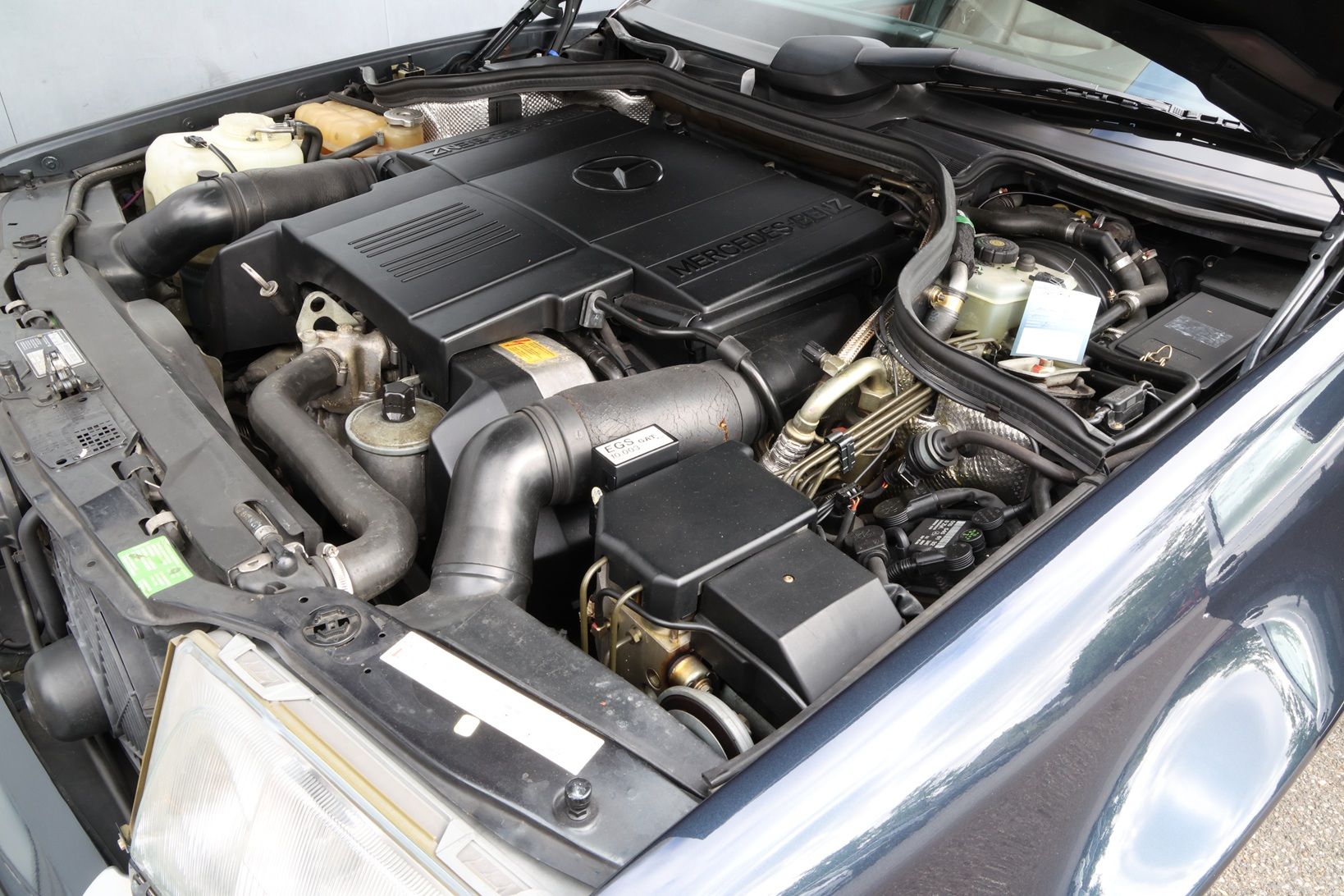 Mercedes-Benz E500 Limited LHD, foto 4