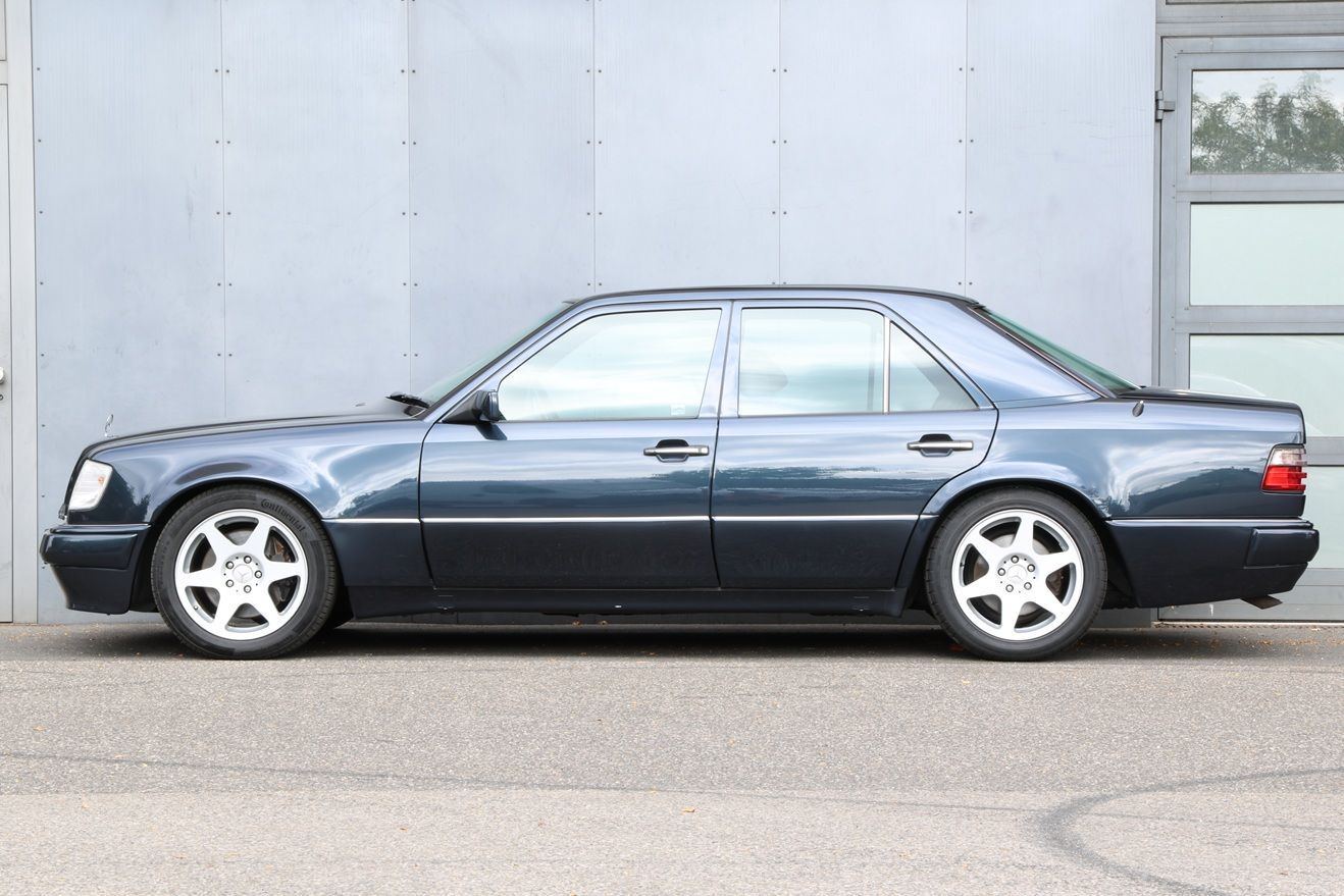 Mercedes-Benz E500 Limited LHD, foto 5