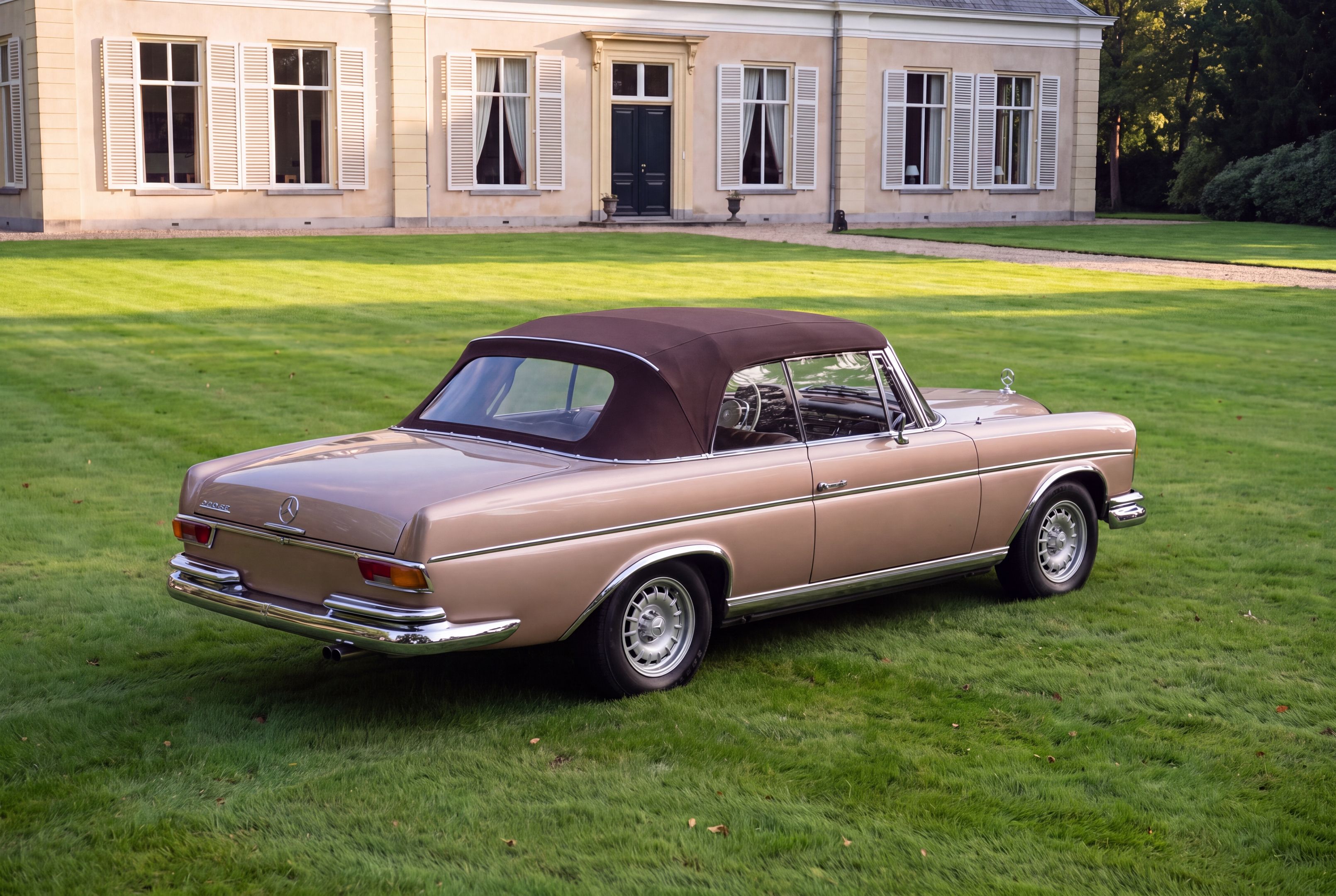 1963 Mercedes-Benz S-Klasse 220 SE W111 Cabriolet, foto 10
