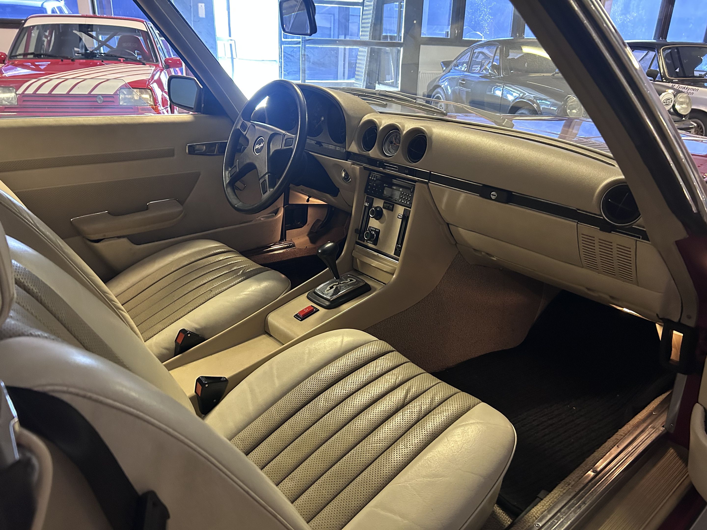 Mercedes-Benz 350 SL Cabrio, foto 6
