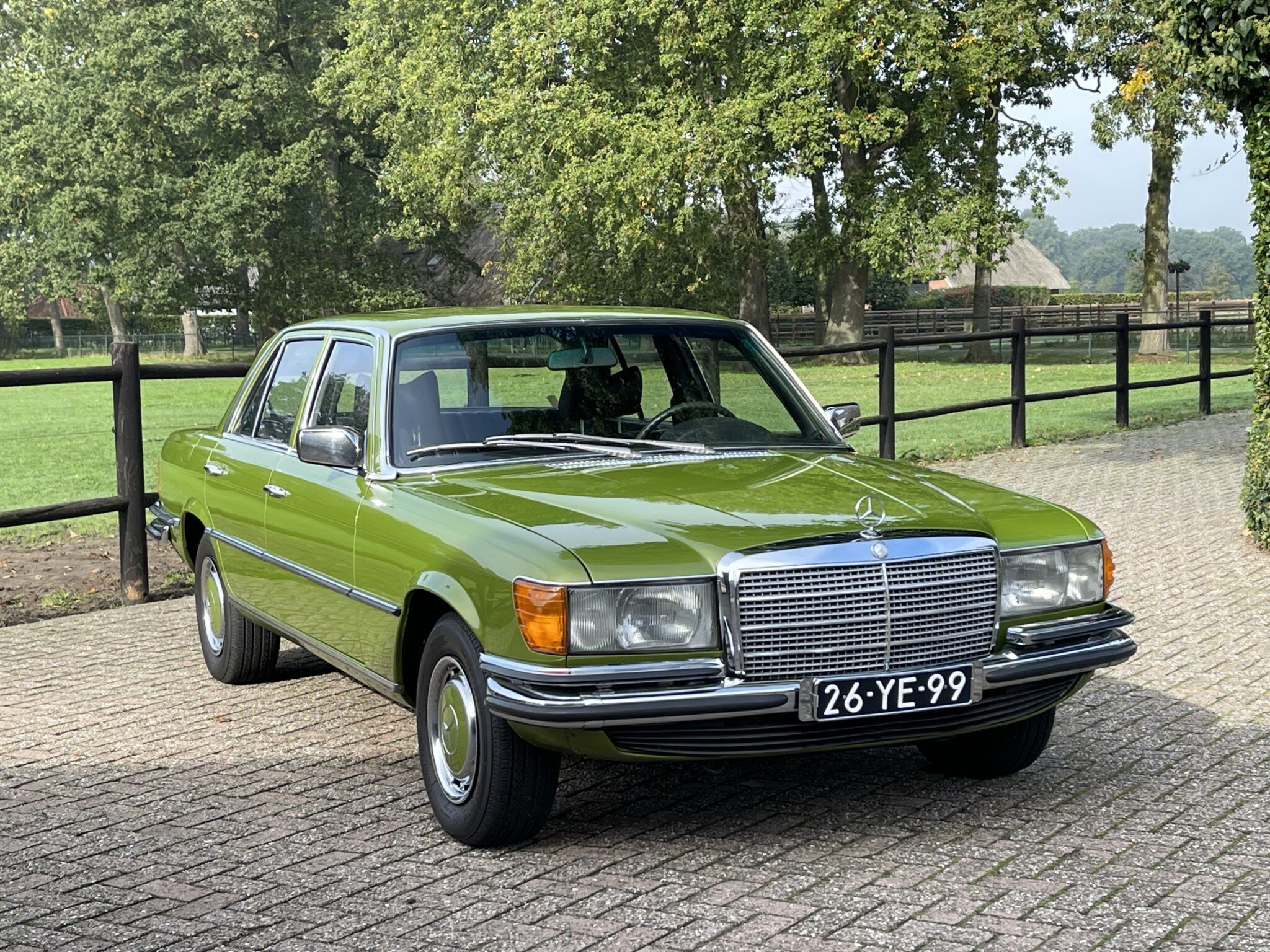 1975 Mercedes 280 W116 280 S Saloon Manual !, foto 2