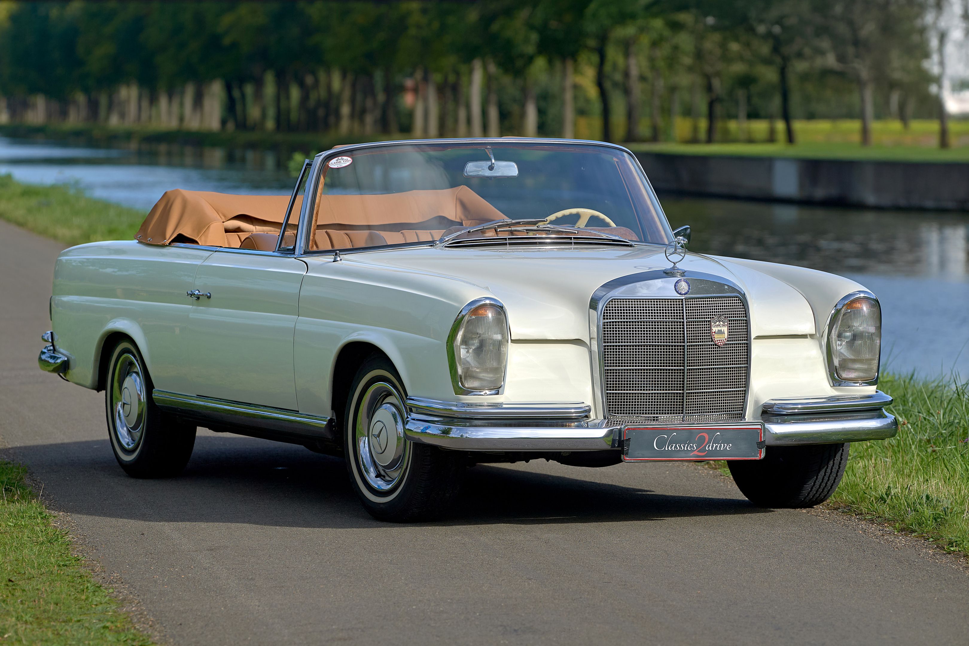 Lovely 1964 Mercedes 220 W111 since 60! years in same family, foto 1