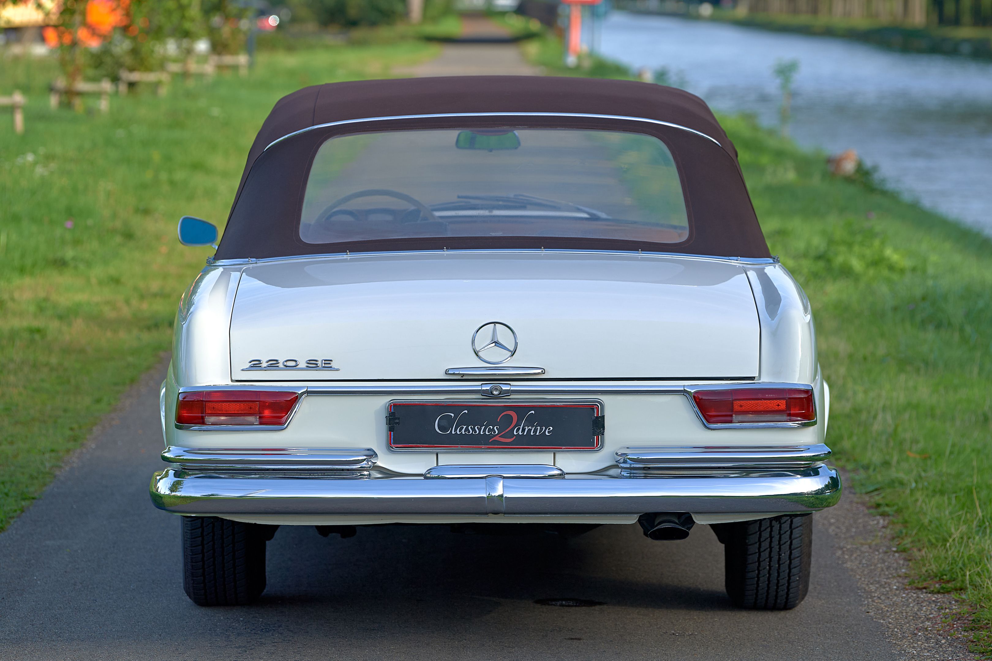 Lovely 1964 Mercedes 220 W111 since 60! years in same family, foto 2
