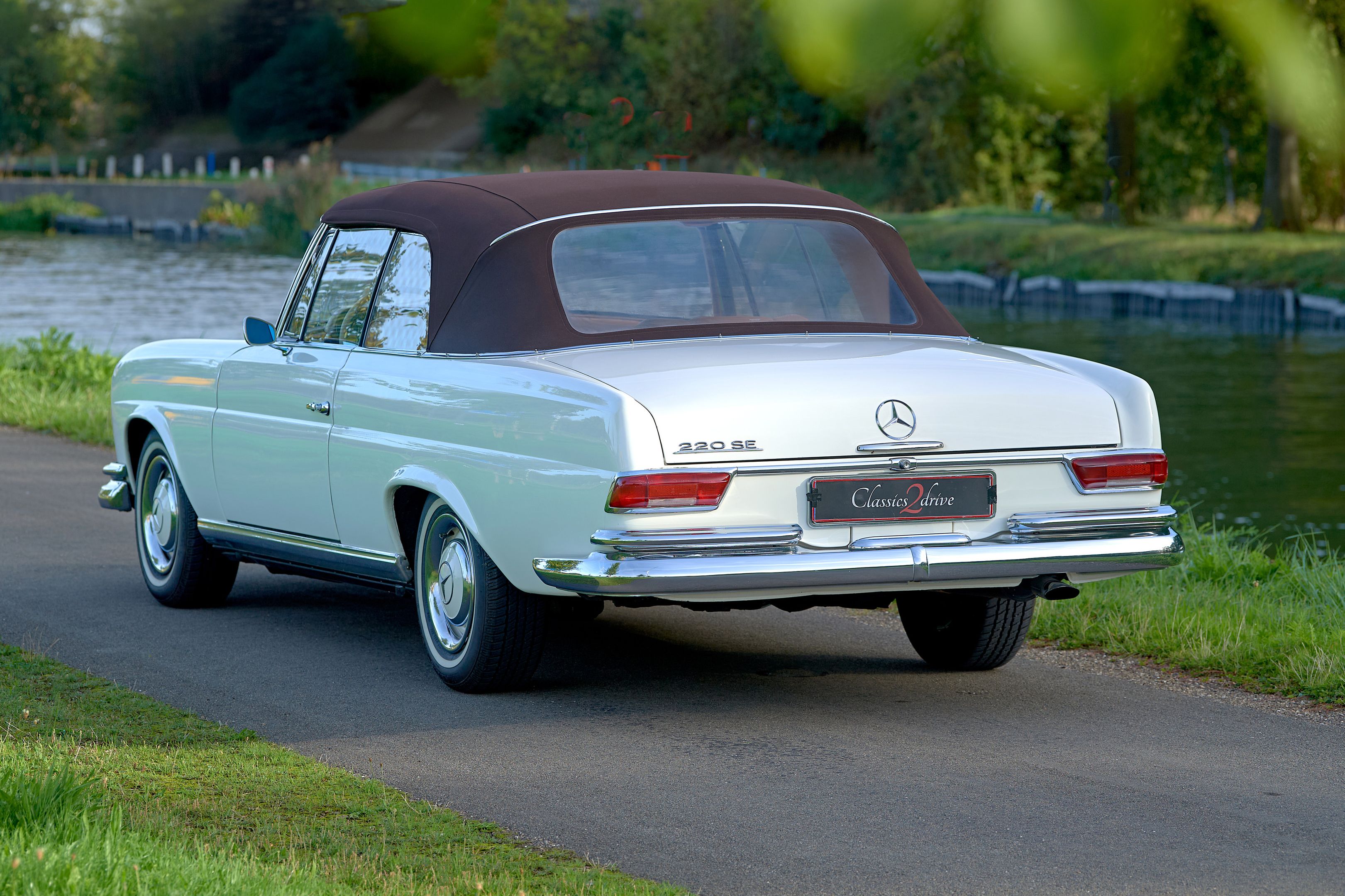 Lovely 1964 Mercedes 220 W111 since 60! years in same family, foto 3