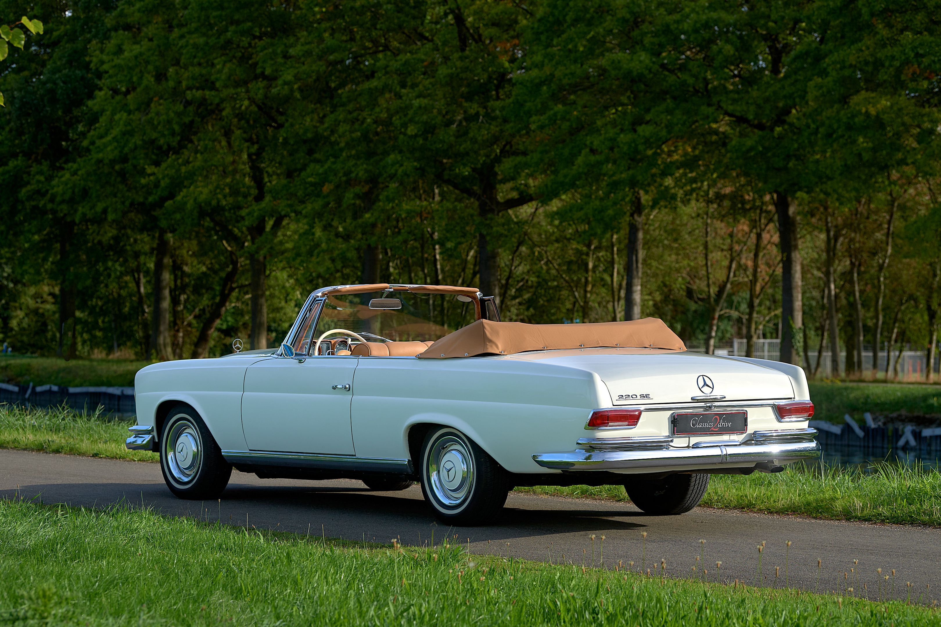 Lovely 1964 Mercedes 220 W111 since 60! years in same family, foto 9