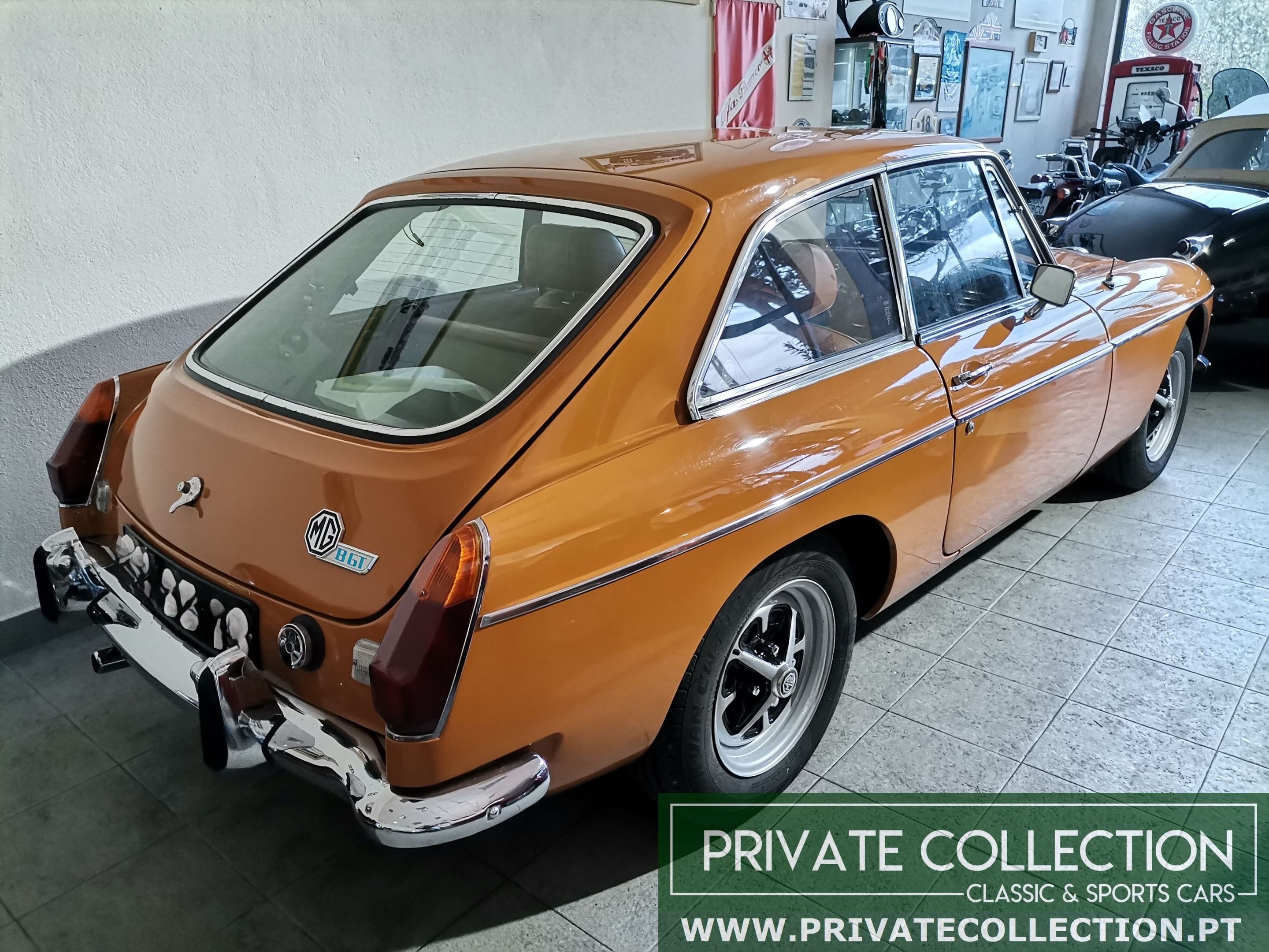 MGB GT " BRONZE YELLOW", foto 2