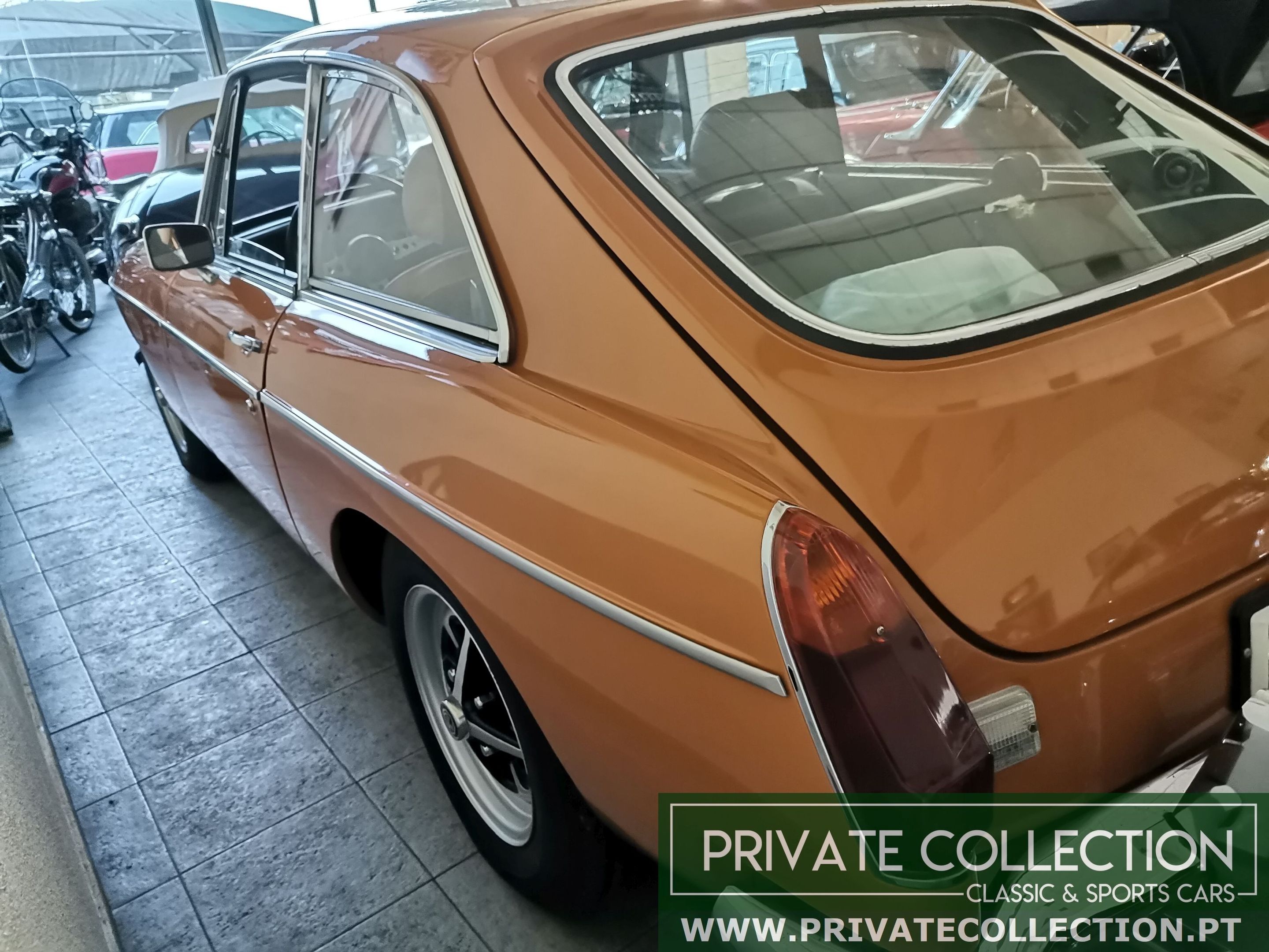 MGB GT " BRONZE YELLOW", foto 4