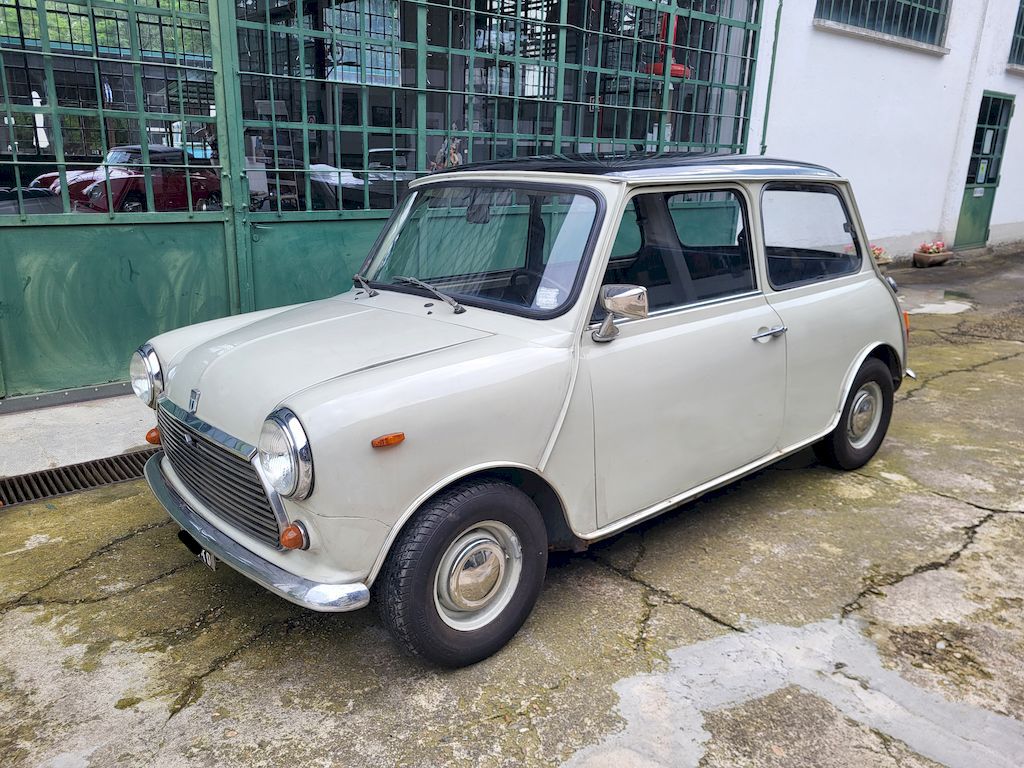 Mini de collection à vendre - Annonces lesAnciennes