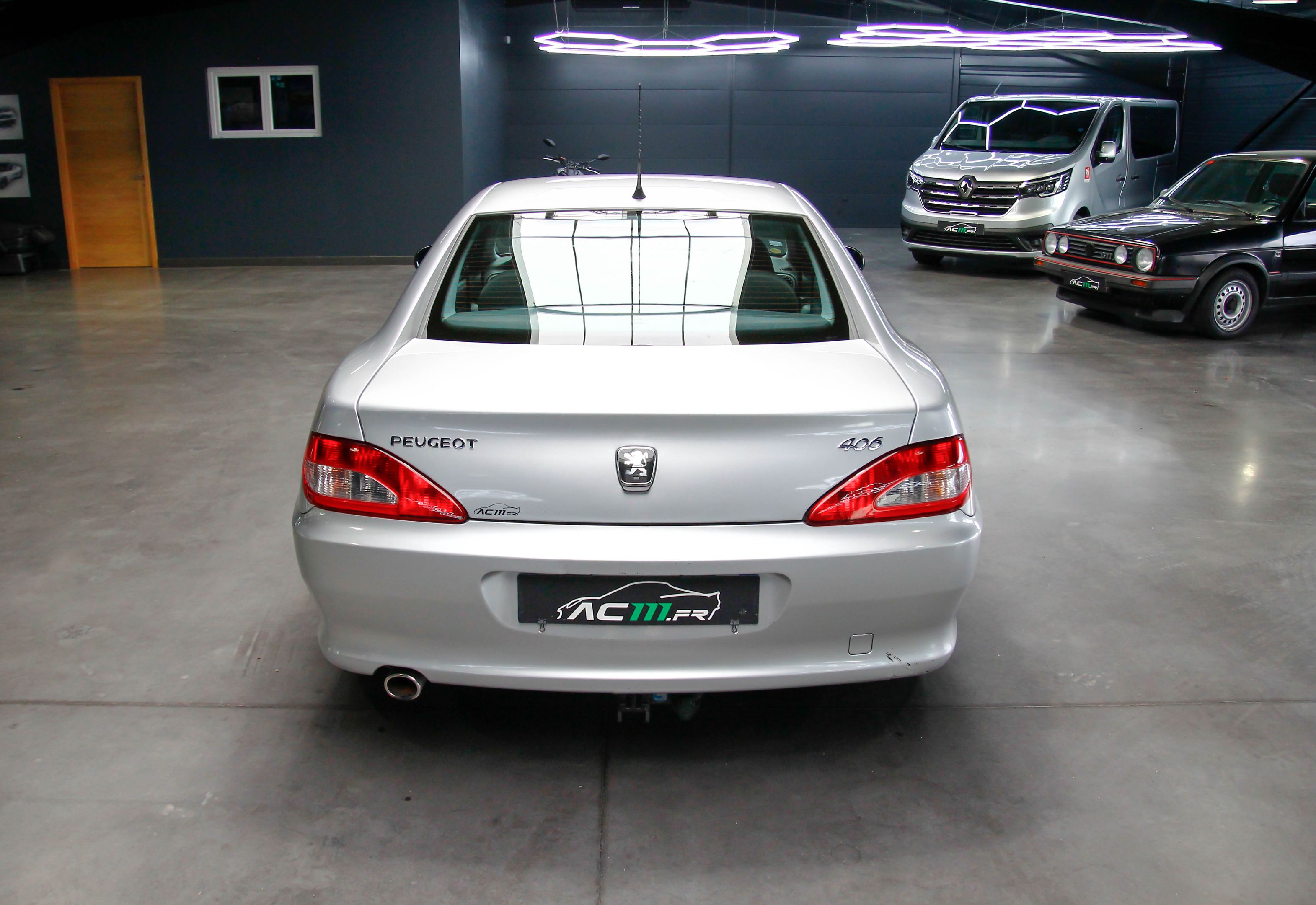 Peugeot 406 COUPE 2.0 16V 136CH Pininfarina, foto 9