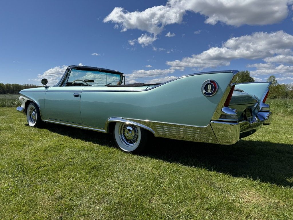 1960 Plymouth Fury Convertible. Restored. 1 of 7060 units, foto 4