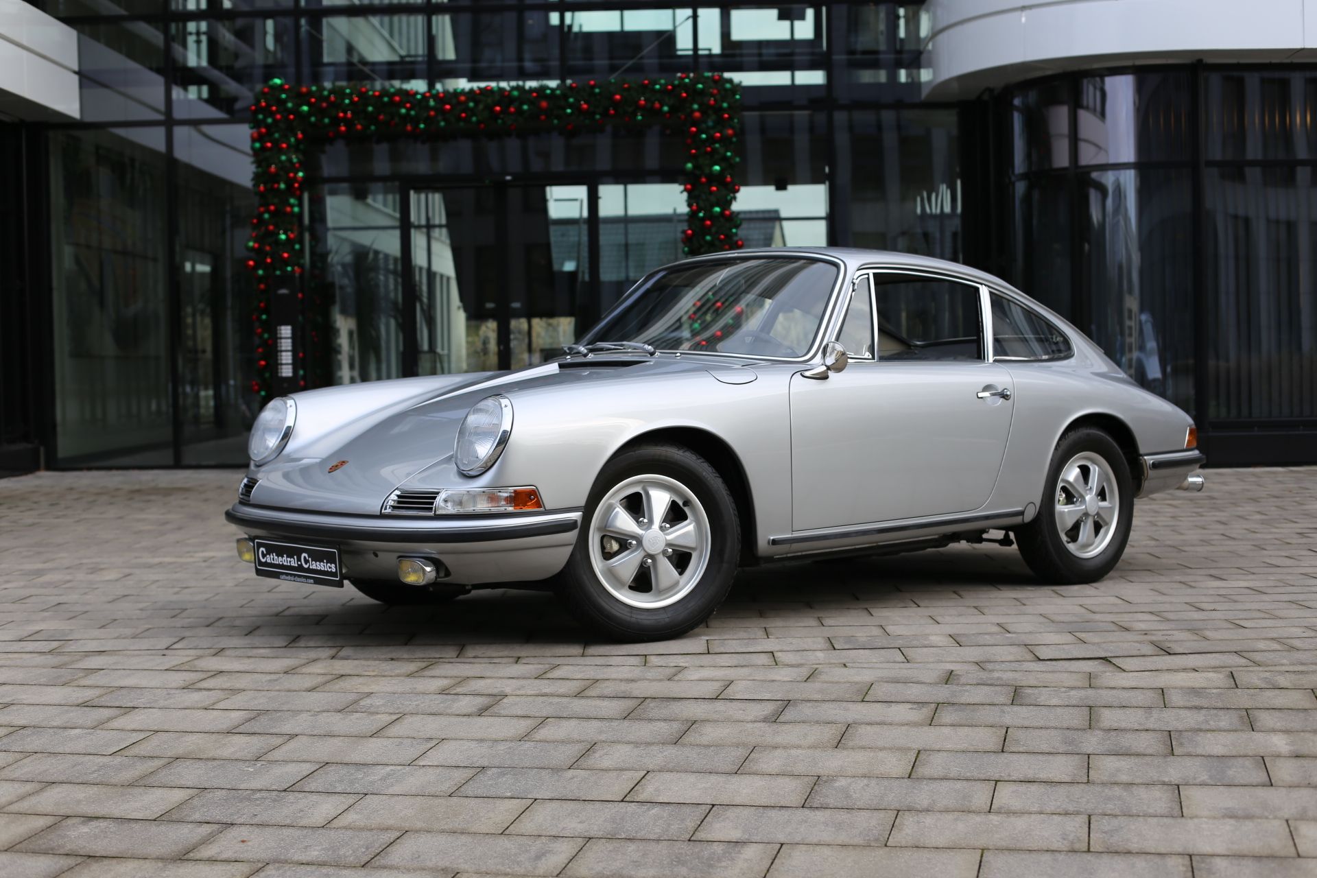 World-Class Restored Porsche 911S Coupe MYC 1967, foto 9