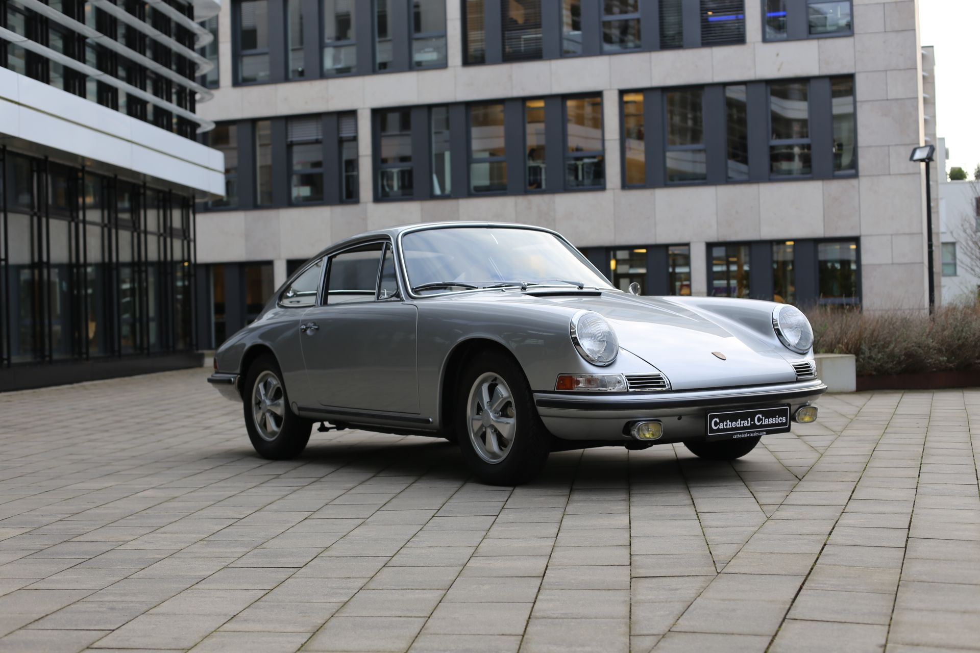 World-Class Restored Porsche 911S Coupe MYC 1967, foto 7
