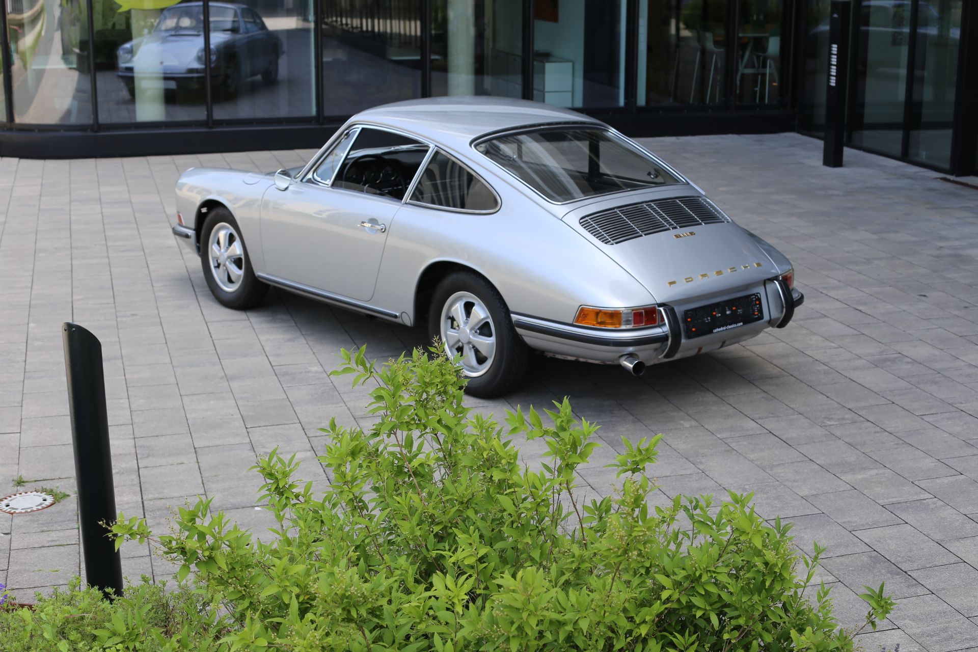 World-Class Restored Porsche 911S Coupe MYC 1967, foto 1