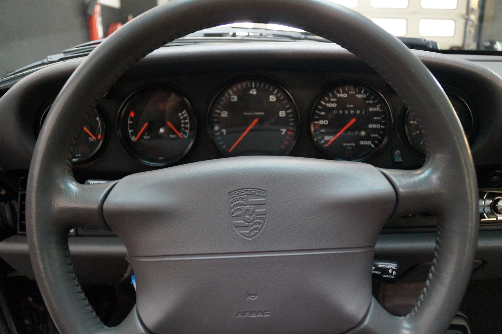 PORSCHE 911 993 Carrera 2 Coupe Manual (1995), foto 9