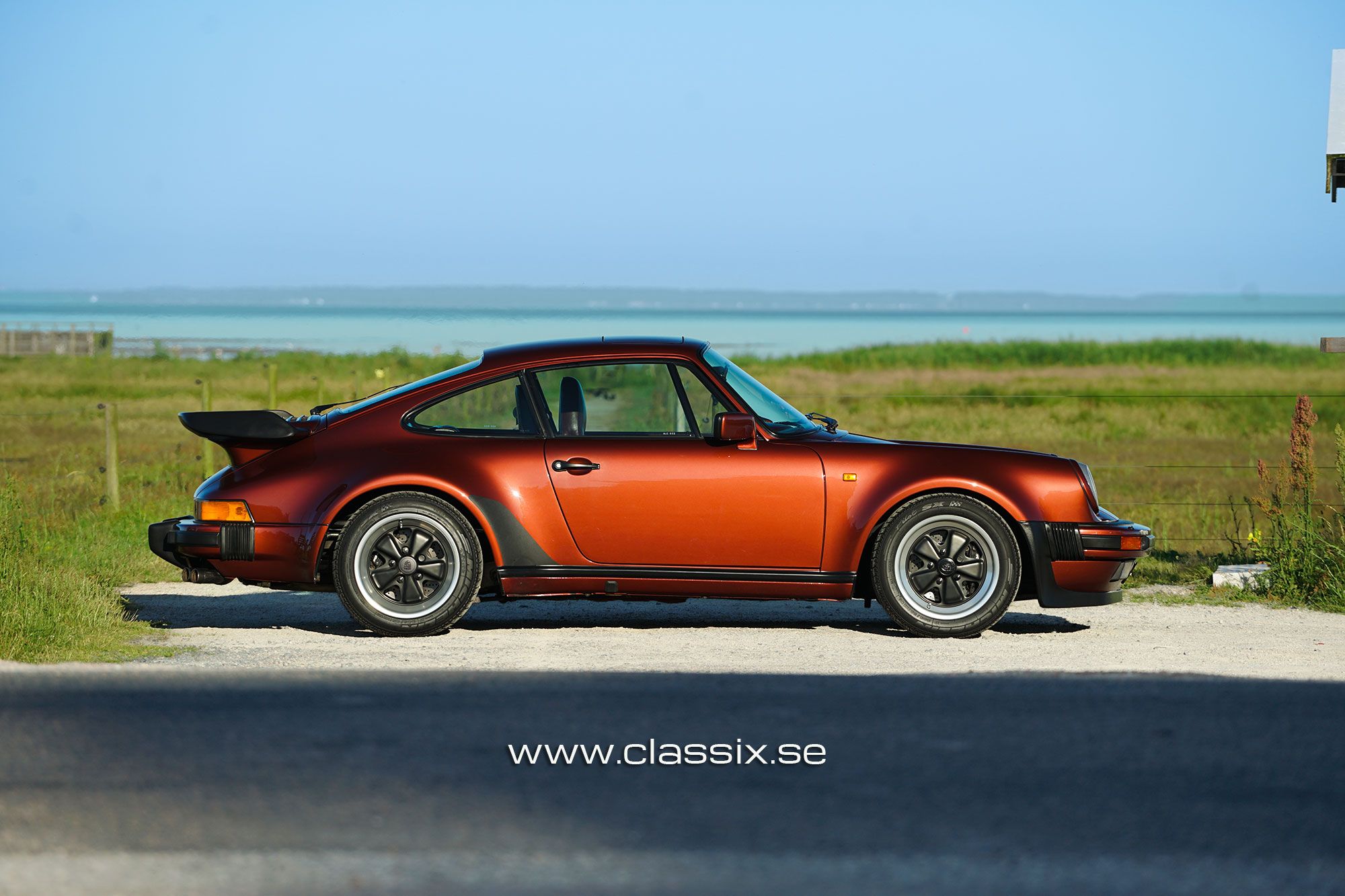 911 Turbo with 63.200km, in special order colour!, foto 1