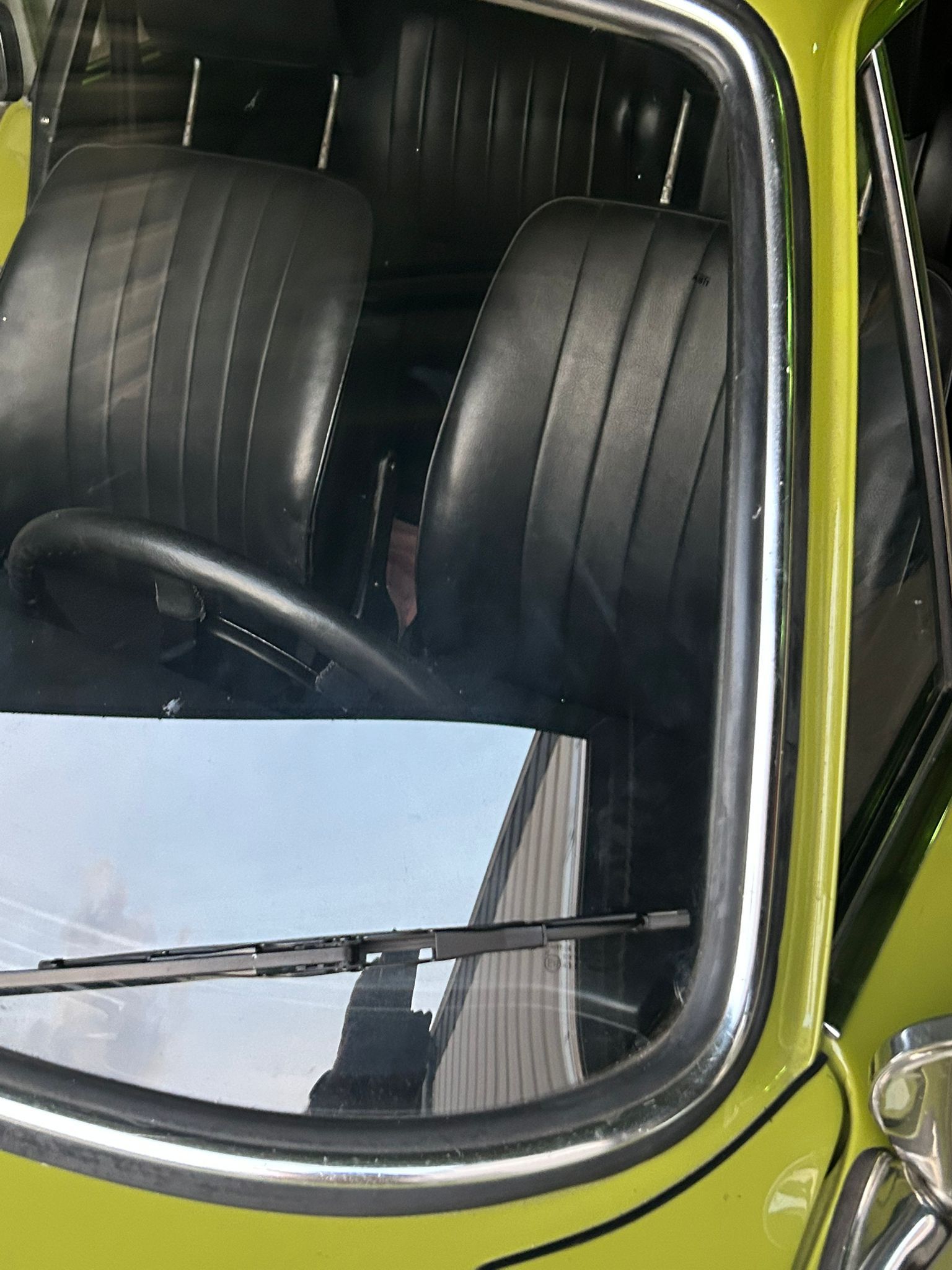 Matching numbers. Rare 'Olive' colour. Better than new., foto 5
