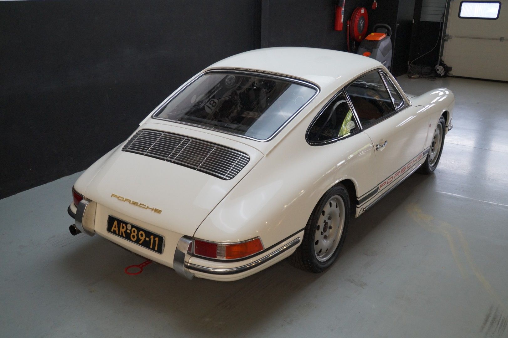 PORSCHE 911 Restomod – in the Spirit of R-Gruppe (1965), foto 4