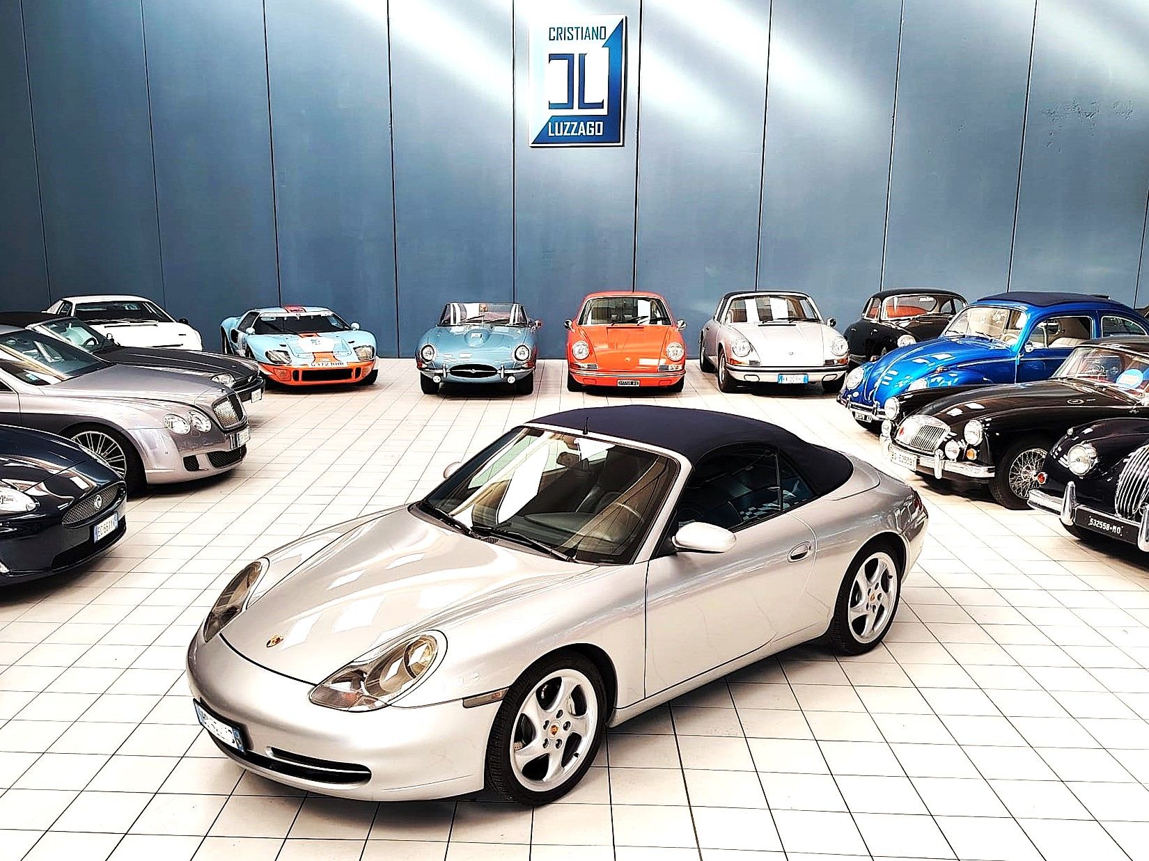 1999 Porsche 911 996 (1997 - 2006) Carrera 4 Convertible, foto 2