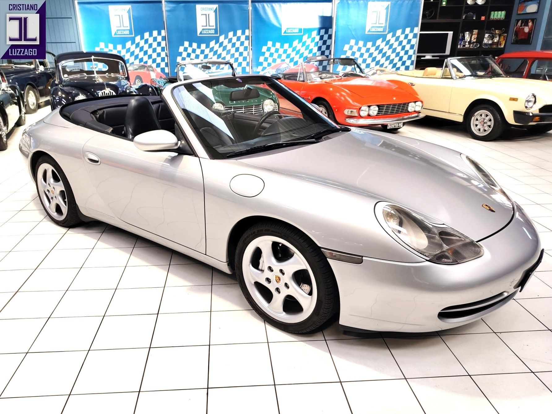 1999 Porsche 911 996 (1997 - 2006) Carrera 4 Convertible, foto 4