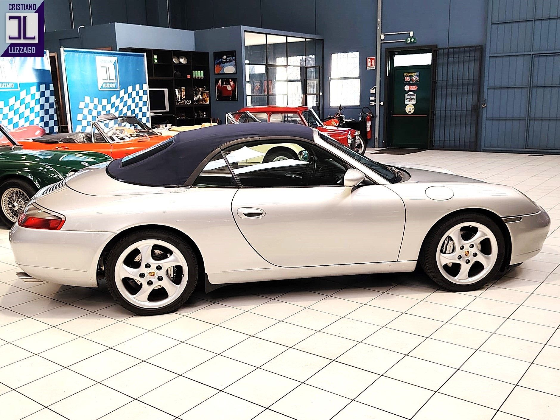 1999 Porsche 911 996 (1997 - 2006) Carrera 4 Convertible, foto 6