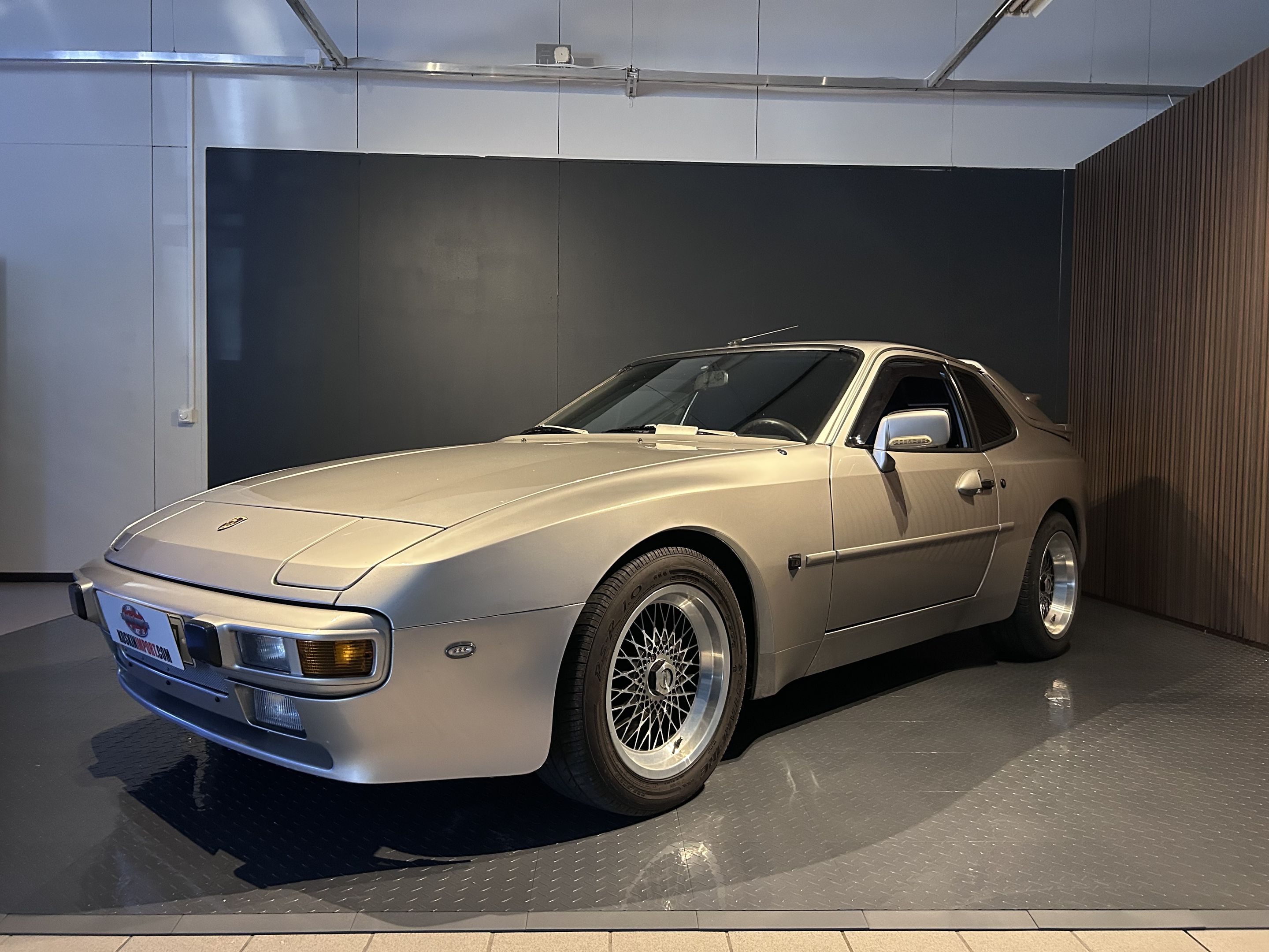 Porsche 944 2.5 Manual, foto 1