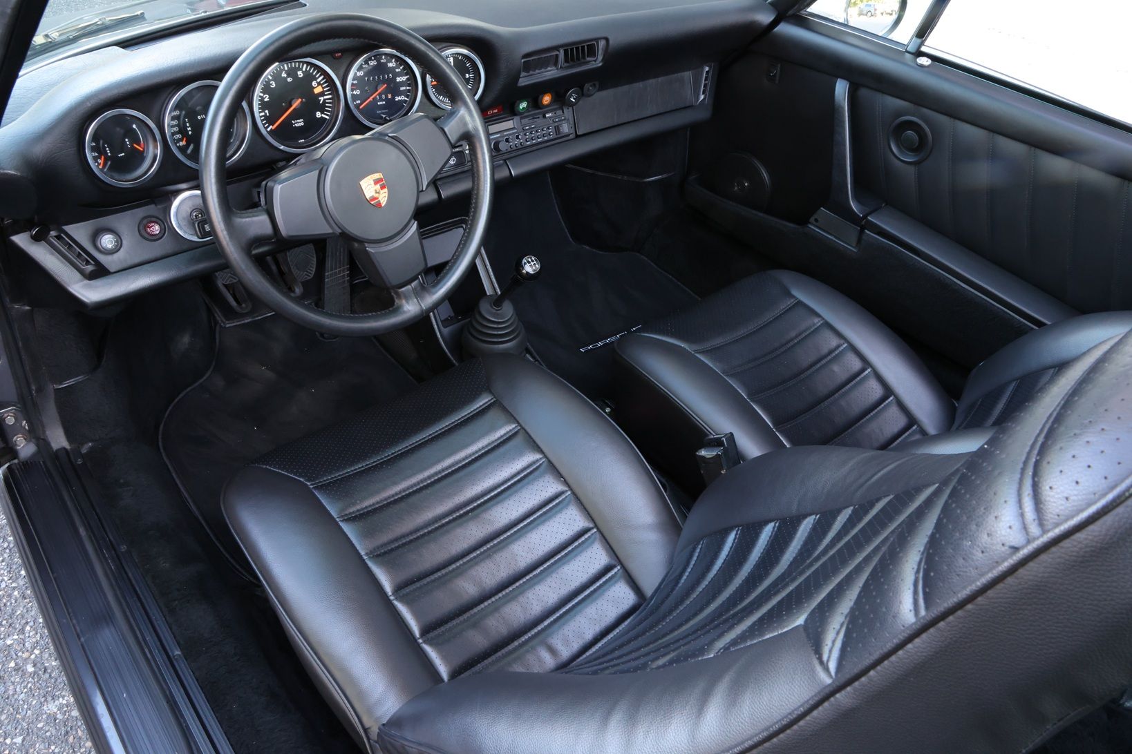 Porsche 911 S 2.7 Targa "G" LHD, foto 3