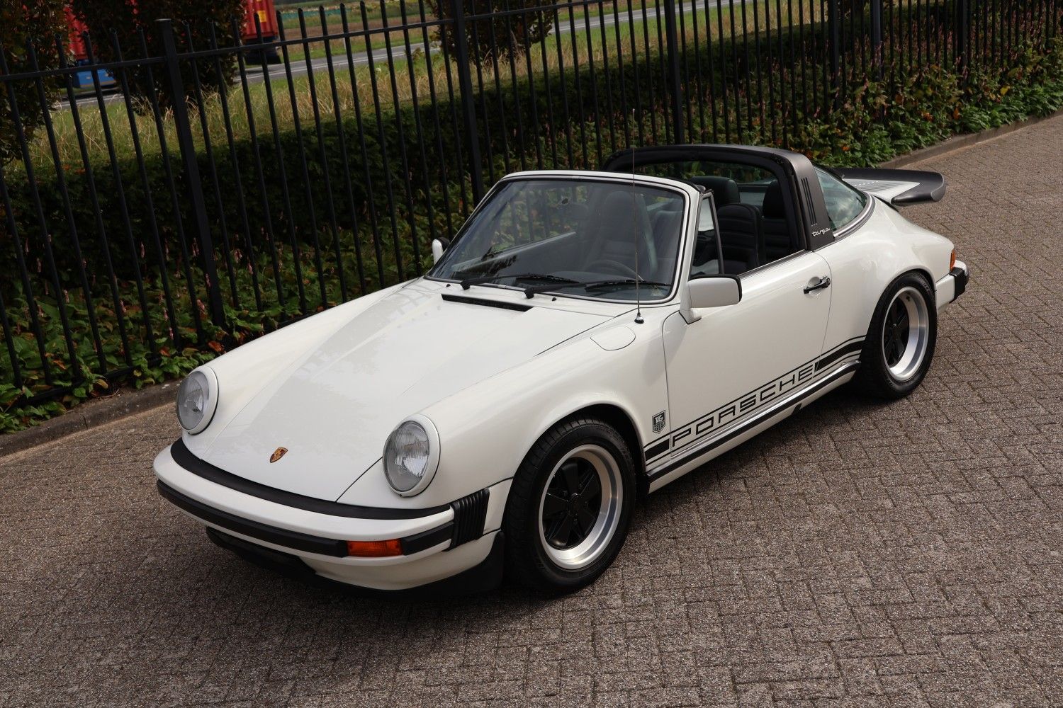 Porsche 911 SC targa, foto 3