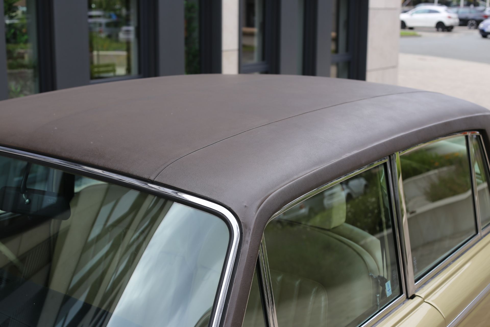 A luxurious Rolls Royce Silver Shadow II, foto 12