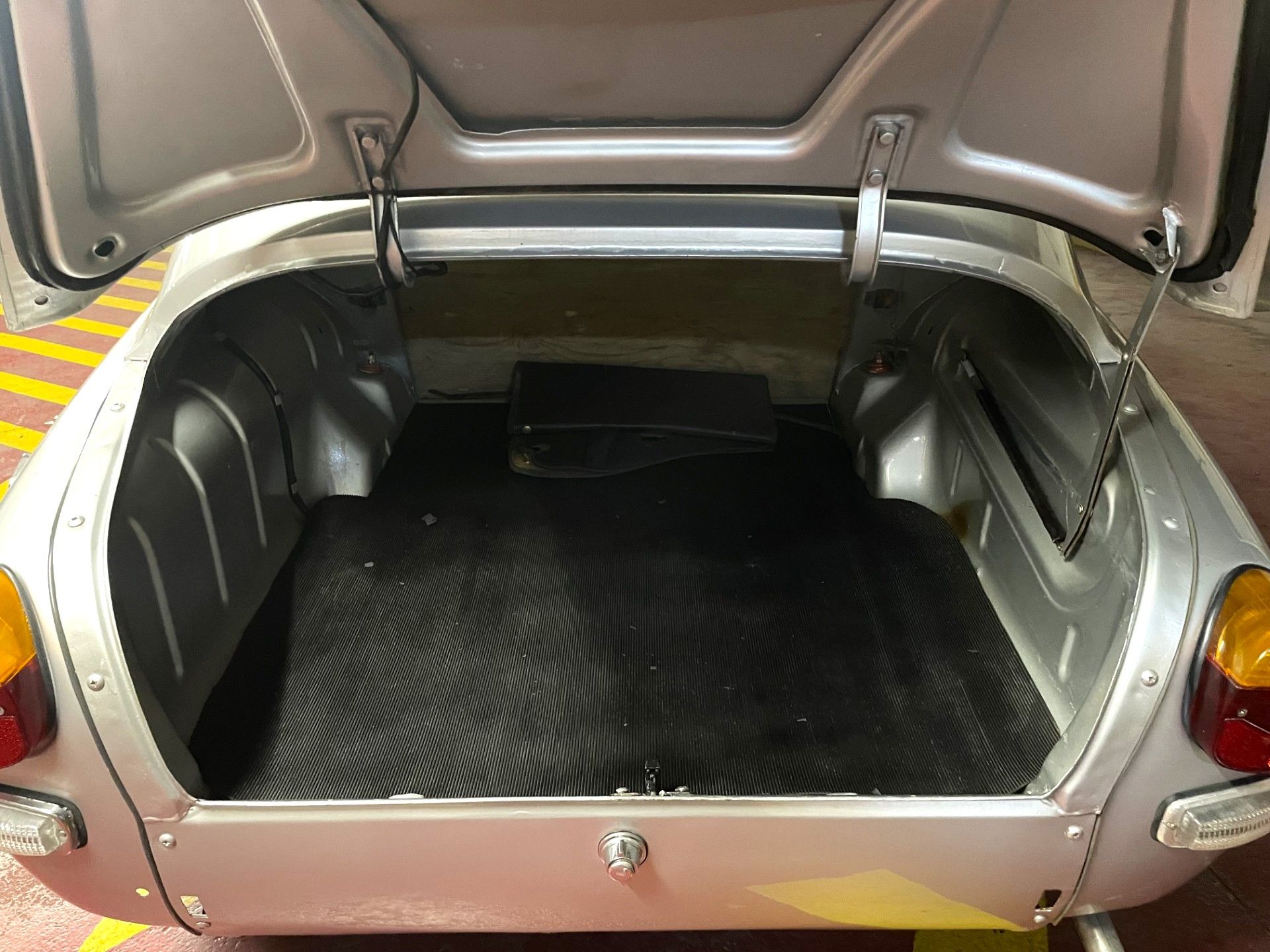 Saab 96 V4, foto 12