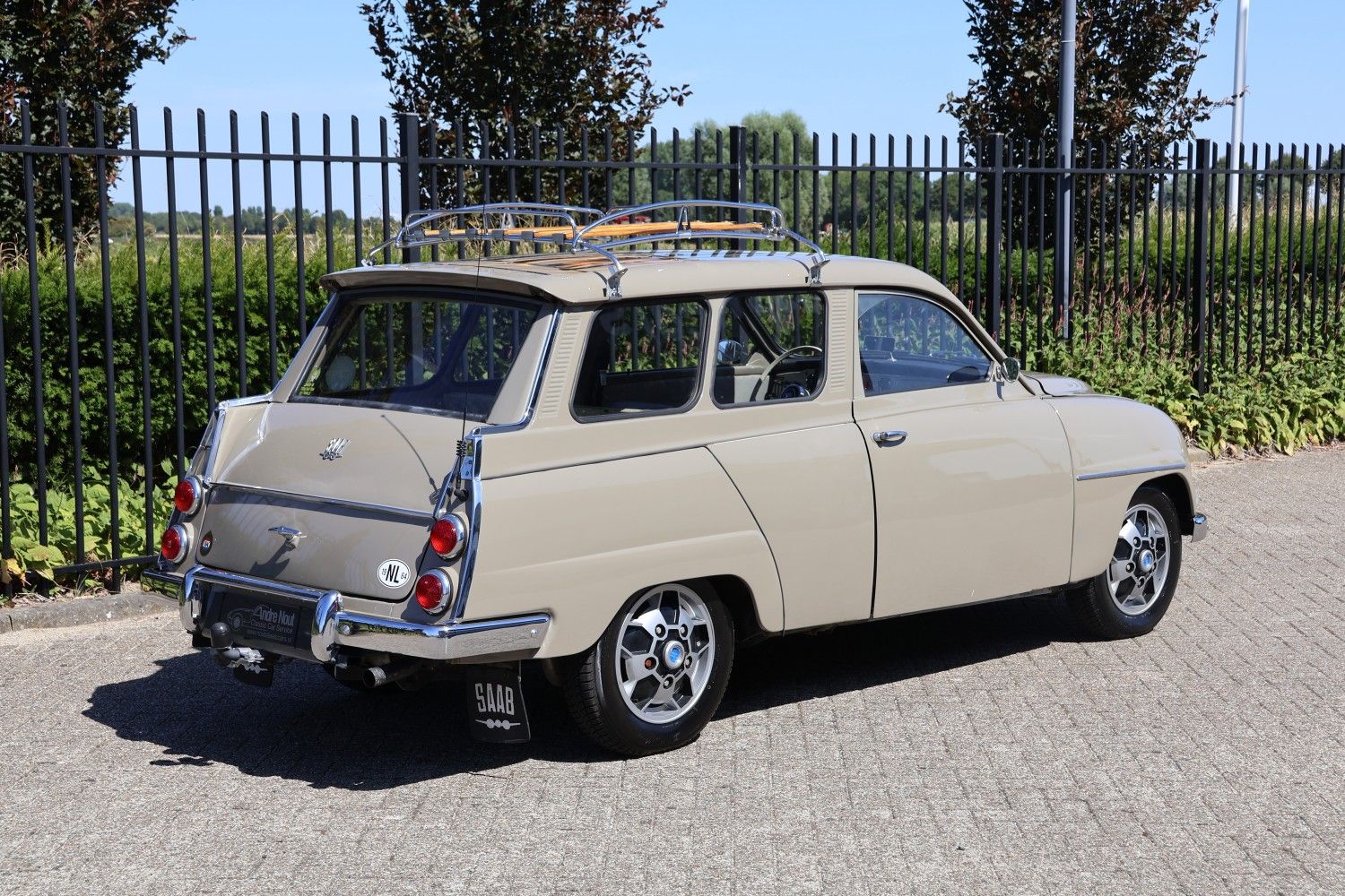 1964 Saab 95 station Bullnose, foto 11
